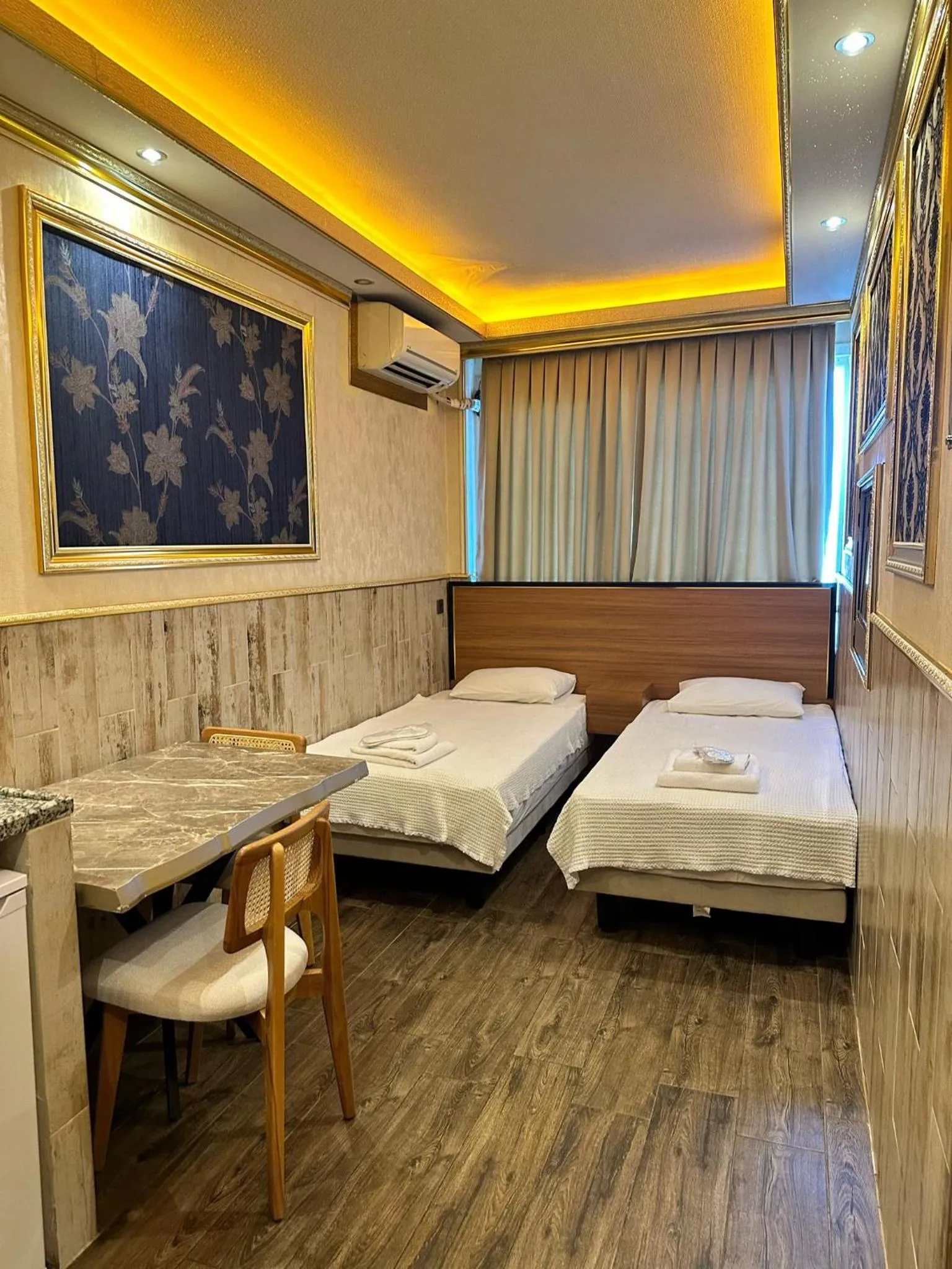 Bed in Maranda Suit Hotel