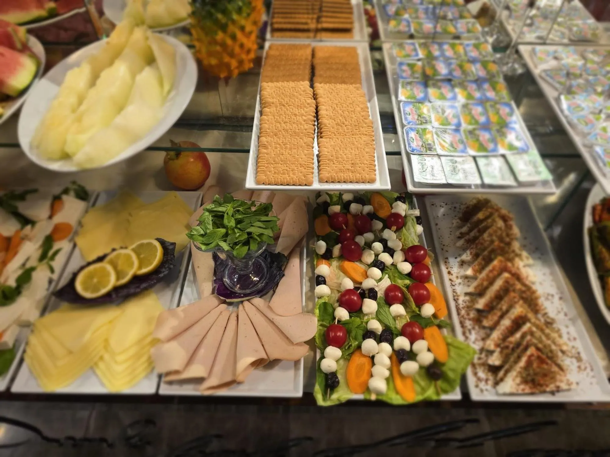 Food in Maranda Suit Hotel