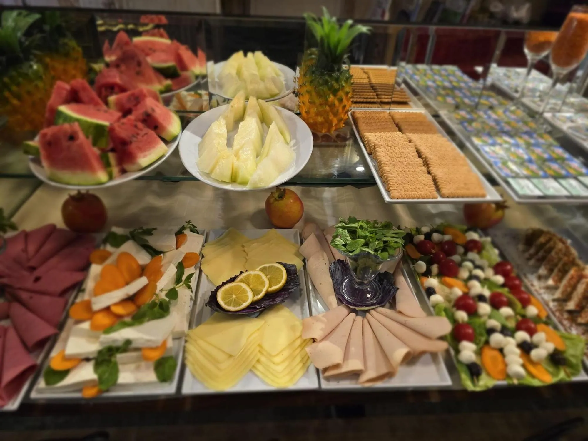 Food in Maranda Suit Hotel