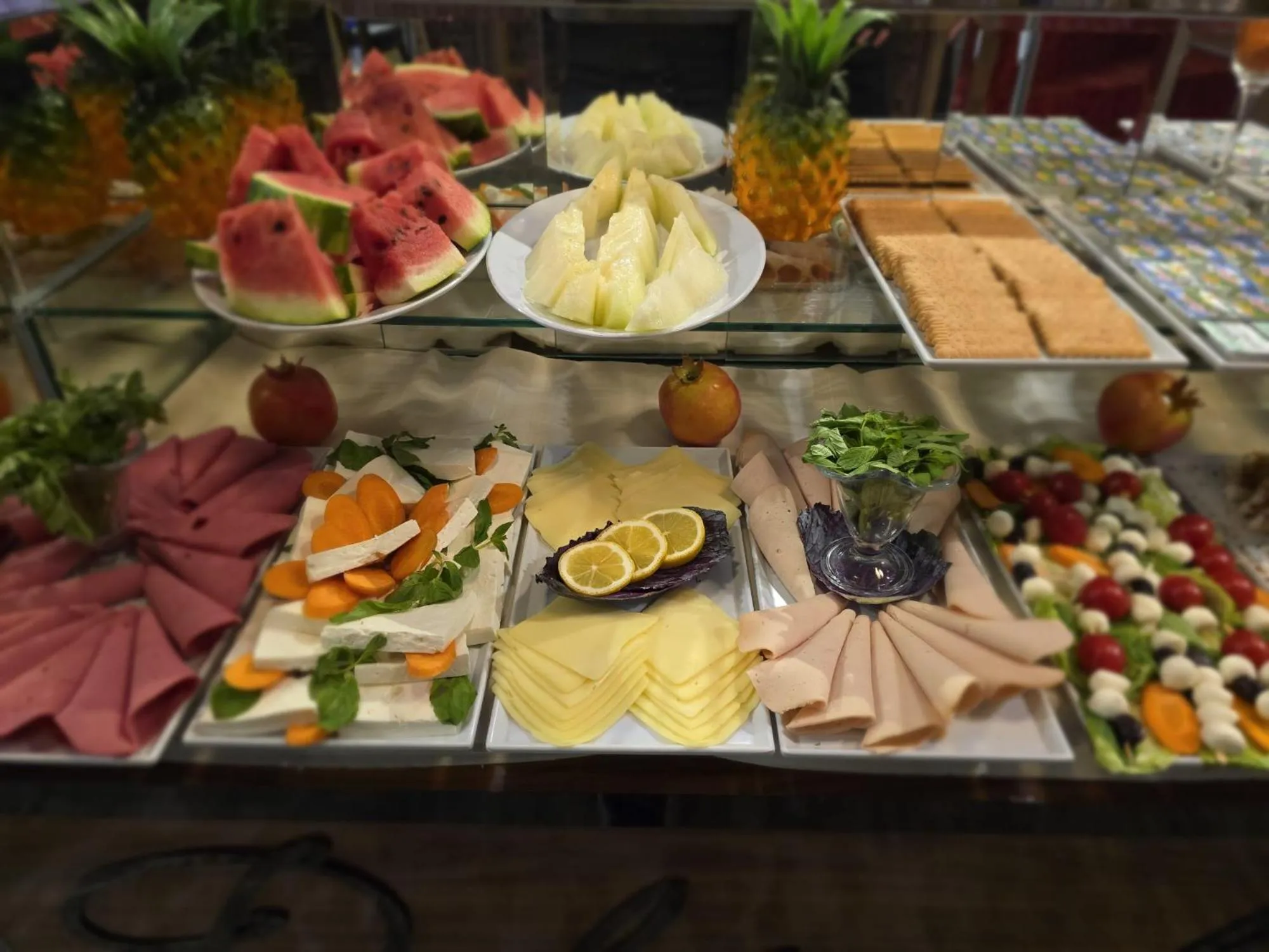 Food in Maranda Suit Hotel