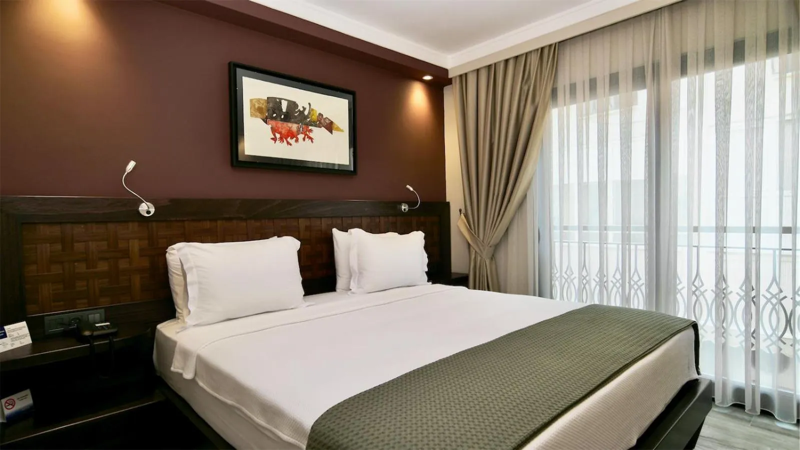 Quiet street view, Bed in Resa Hotel Göcek