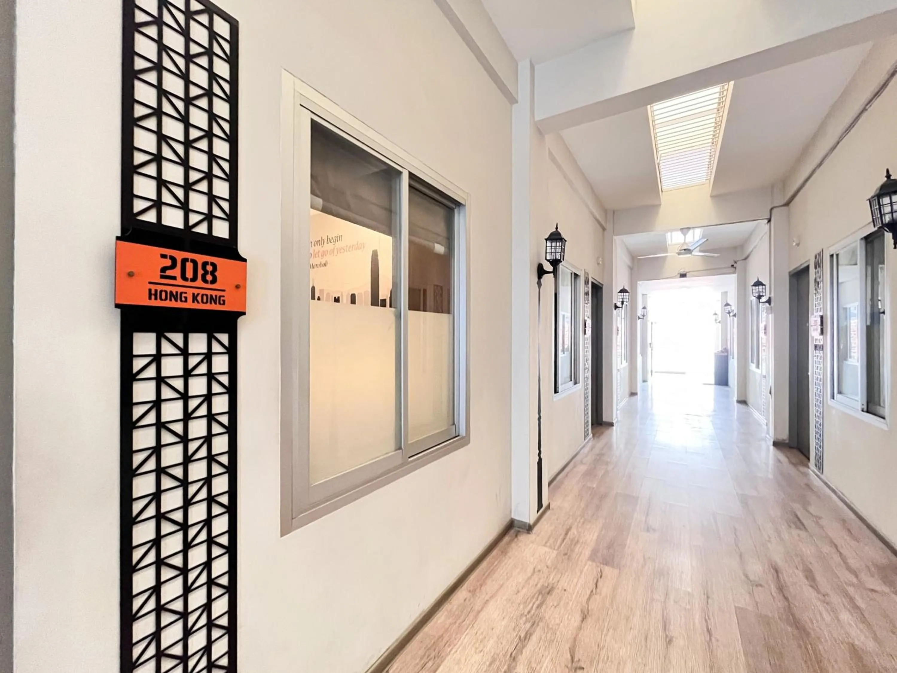 Property building in Sans Hotel Syariah Graha 100 Gubeng Surabaya