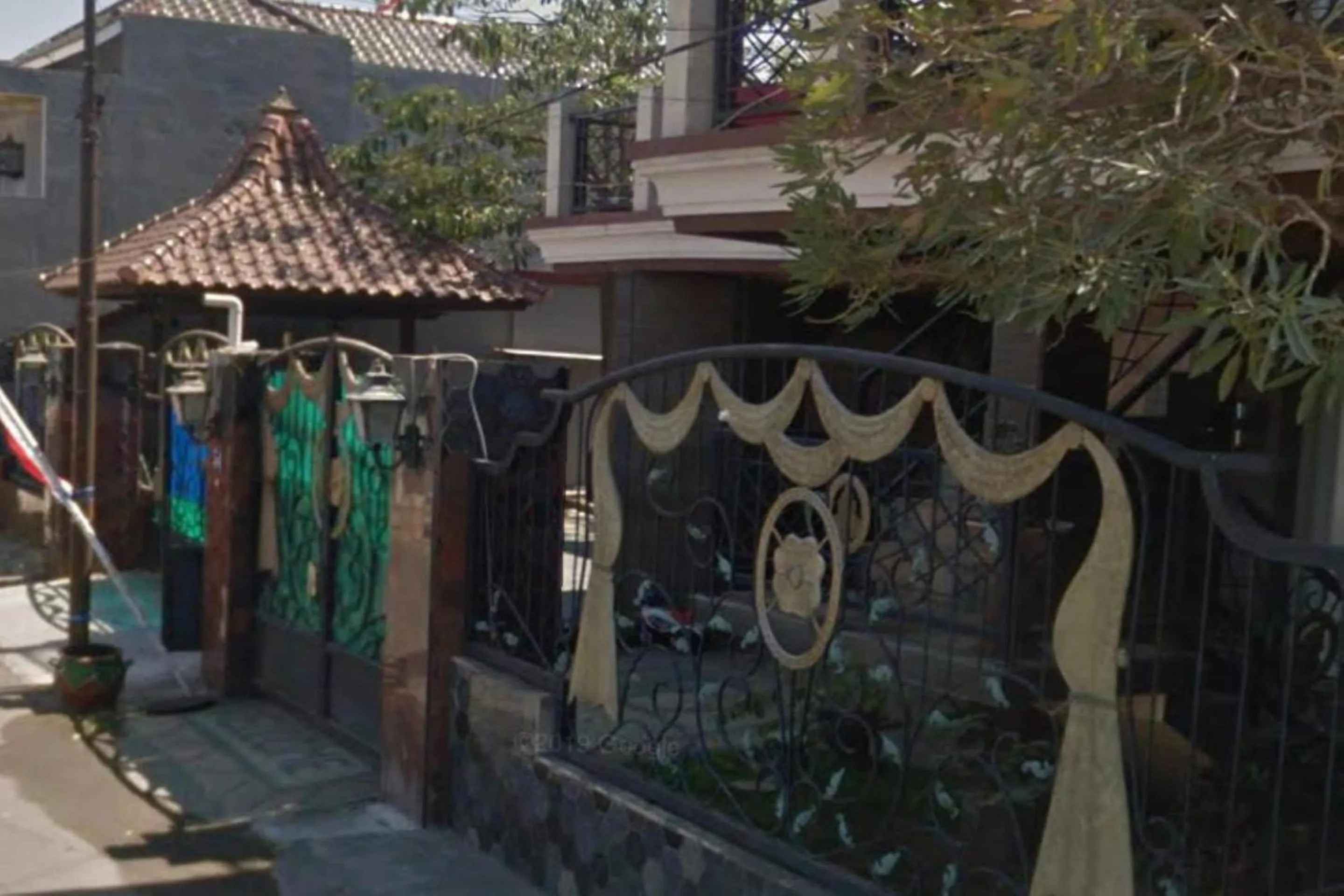 Facade/entrance in OYO 3887 Potreh Mastekah 2