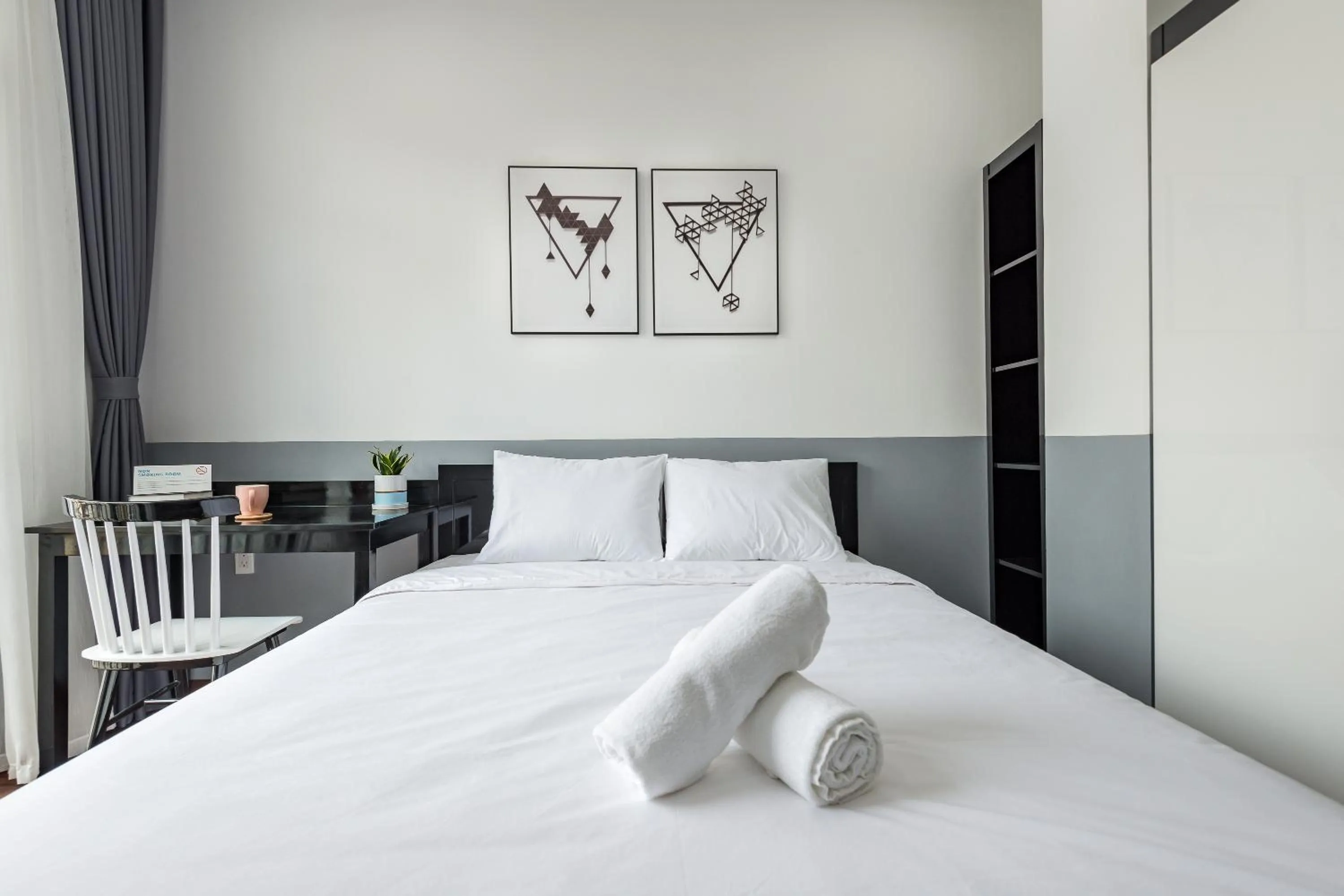 Bedroom, Bed in Cozrum Homes The Gallery Residence