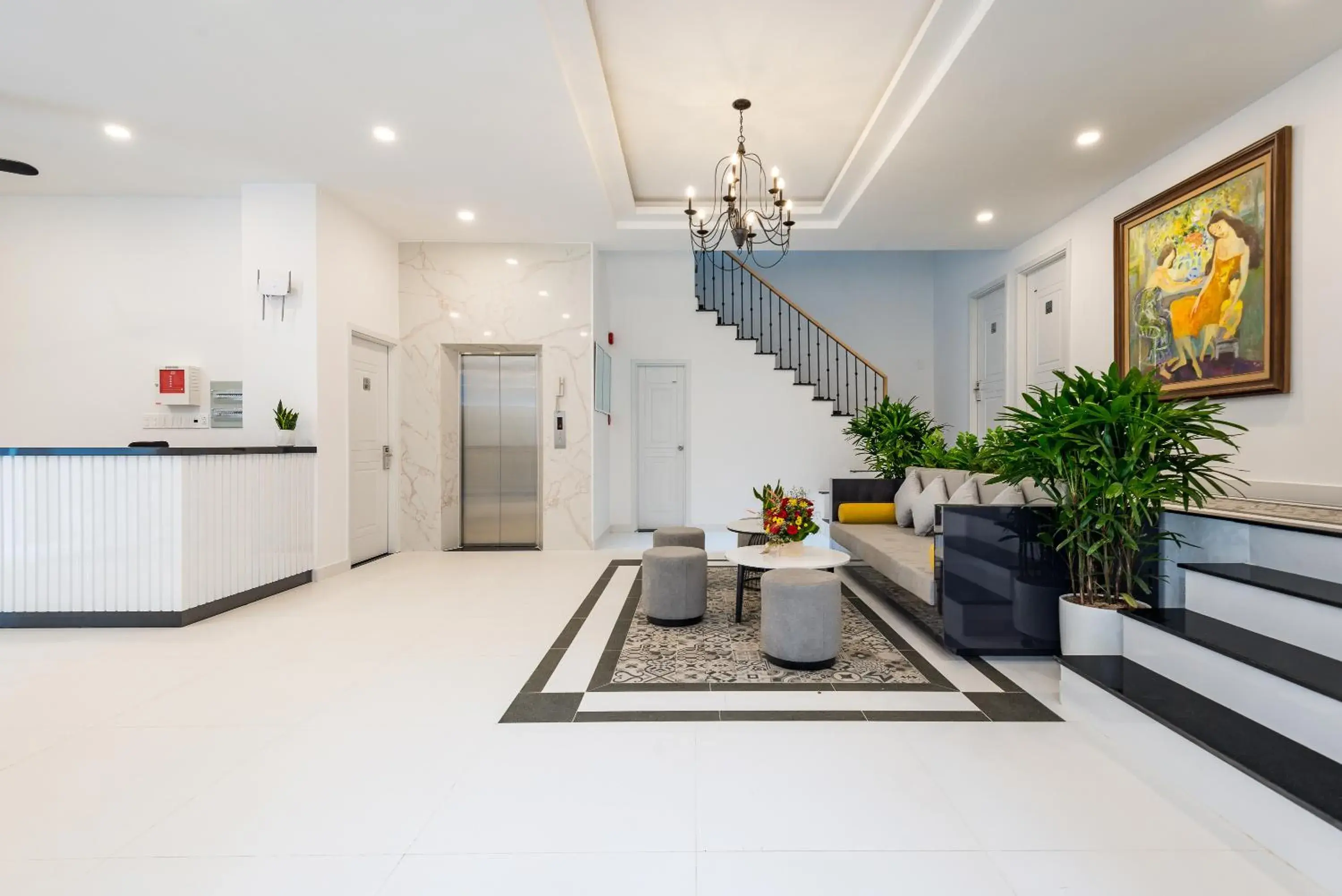 Lobby or reception in Cozrum Homes The Gallery Residence Lobby or reception in Cozrum Homes The Gallery Residence