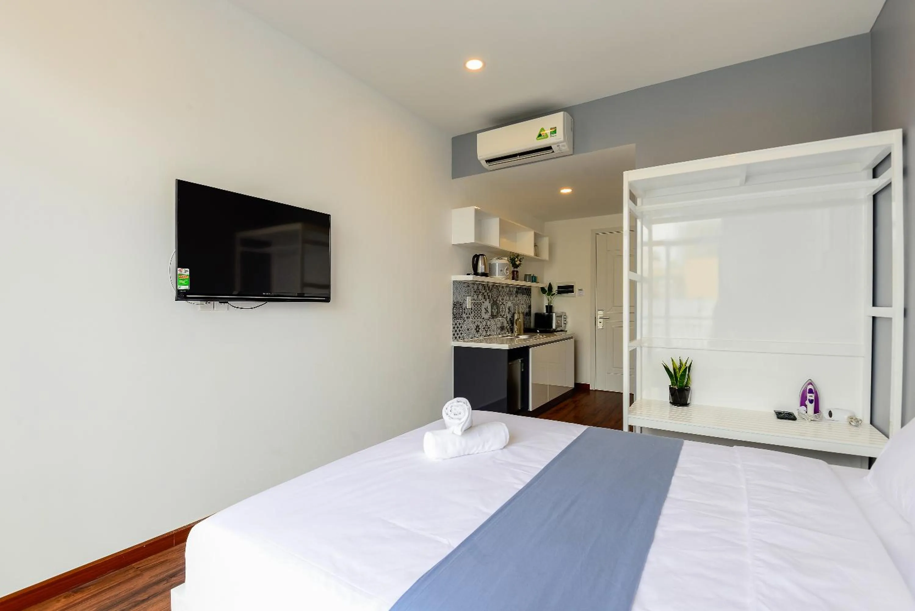 Bedroom, Bed in Cozrum Homes The Gallery Residence