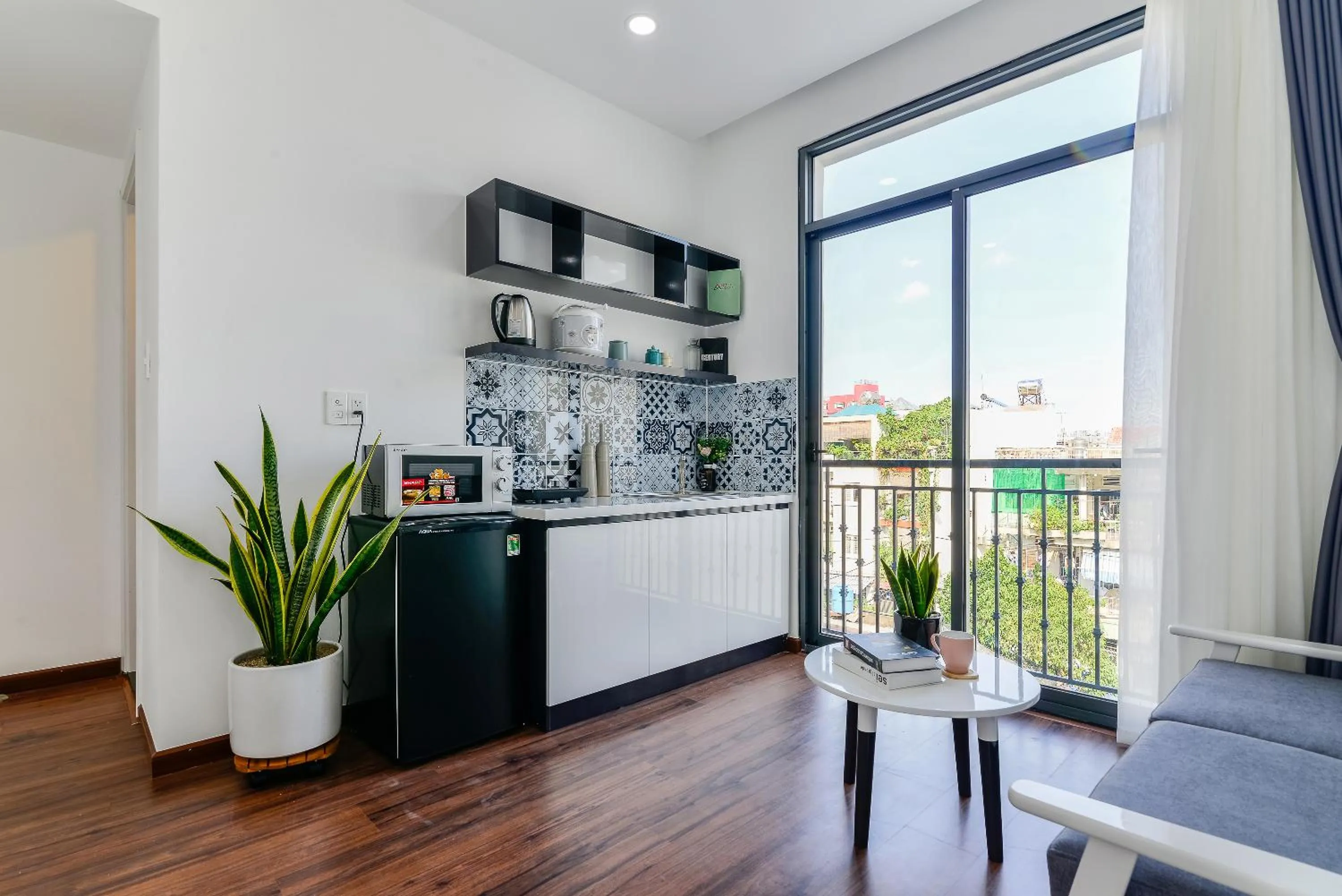 Kitchen or kitchenette in Cozrum Homes The Gallery Residence