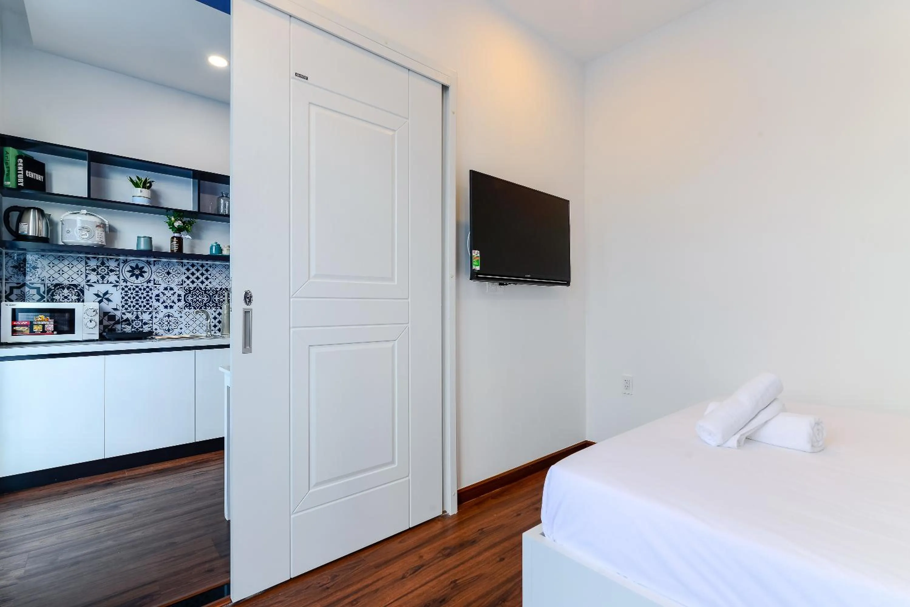 Bedroom, Bed in Cozrum Homes The Gallery Residence