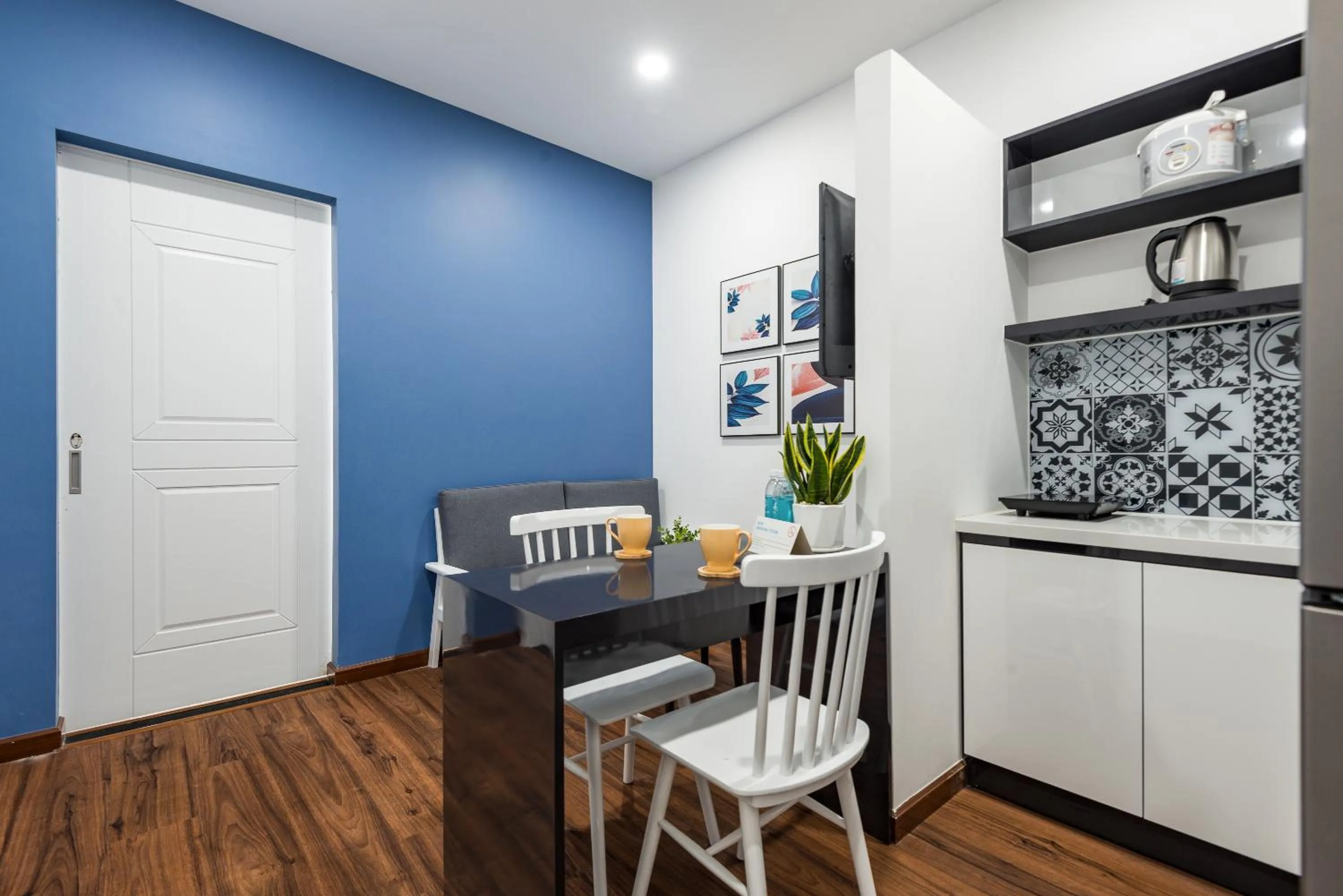 Living room in Cozrum Homes The Gallery Residence