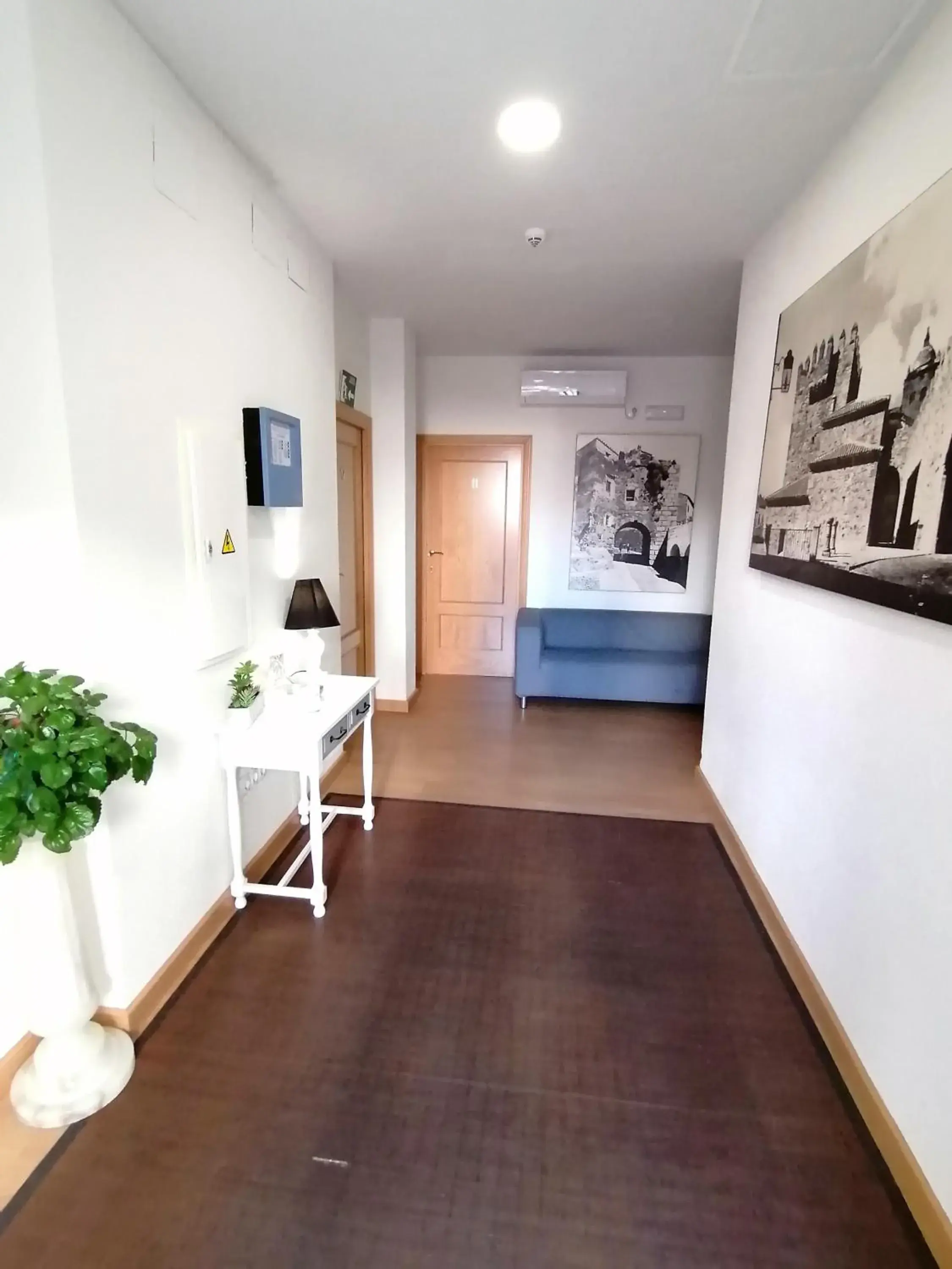 Hostal Hernan Cortes Hostal Hernan Cortes