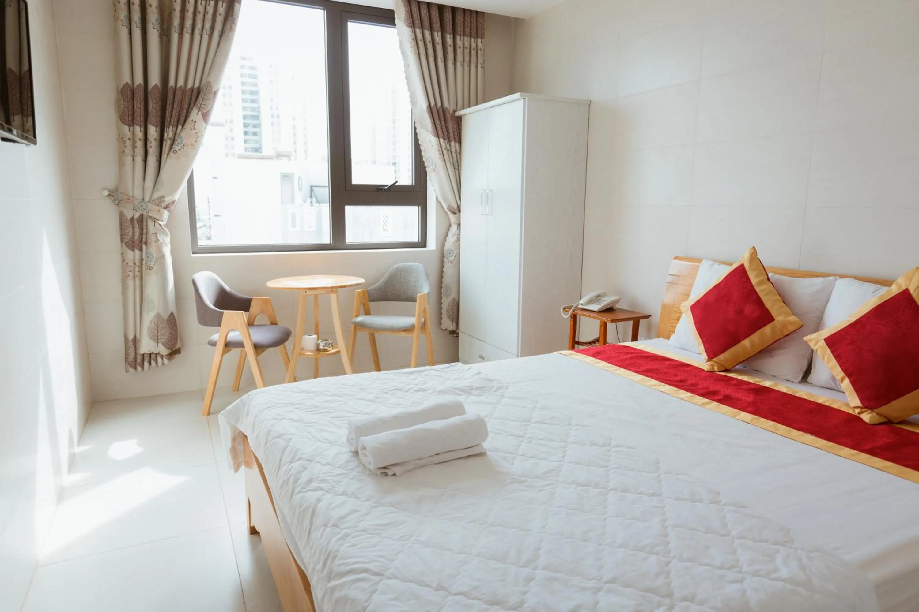 City view, Bed in Lam Kiều Hotel