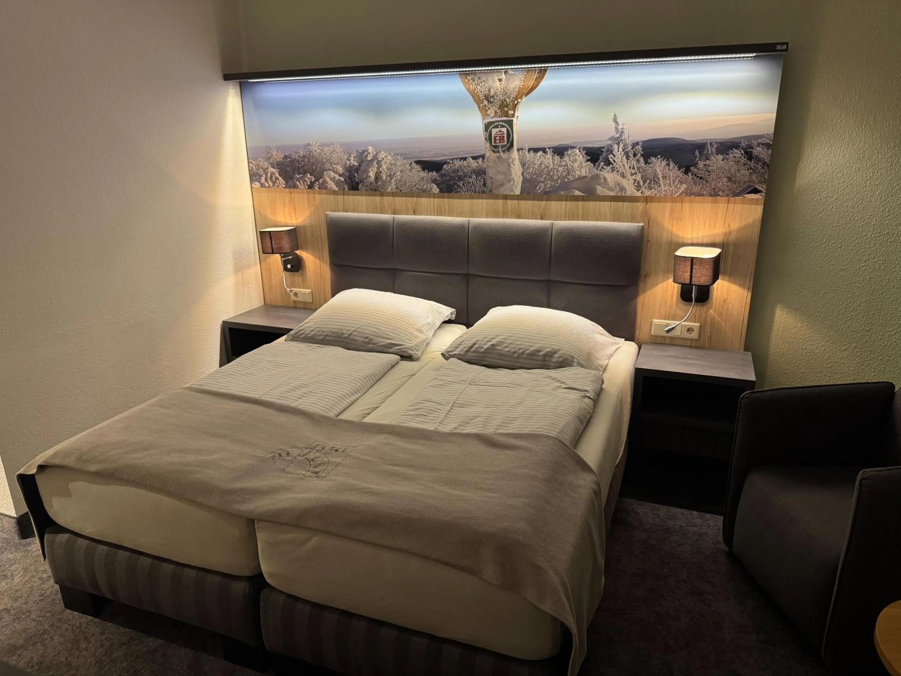 Bed in AKZENT Hotel Zur Post