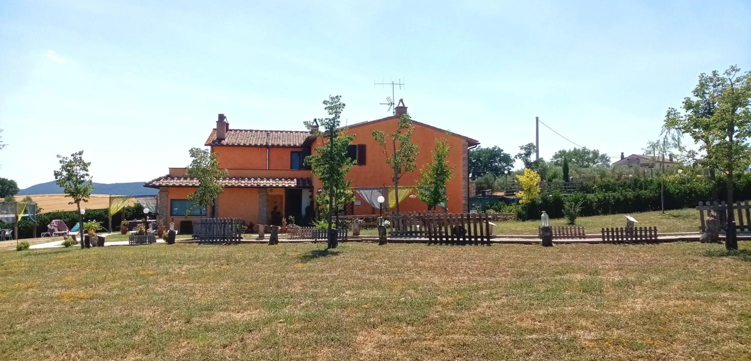 Property building in Dolce Farnetta en-Suite Spa & Yoga