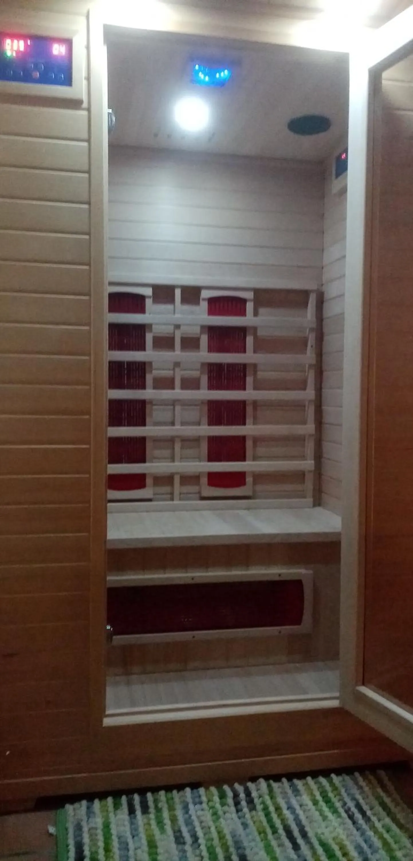 Sauna in Dolce Farnetta en-Suite Spa & Yoga