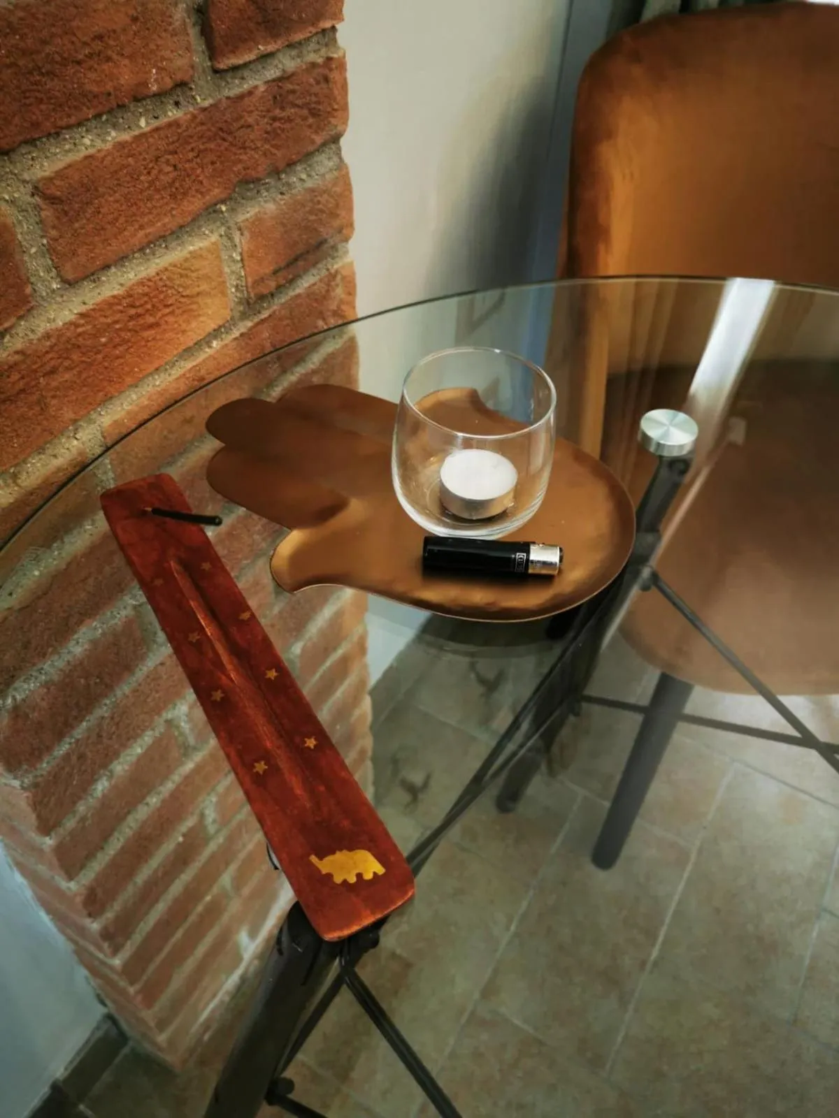 Decorative detail in Dolce Farnetta en-Suite Spa & Yoga