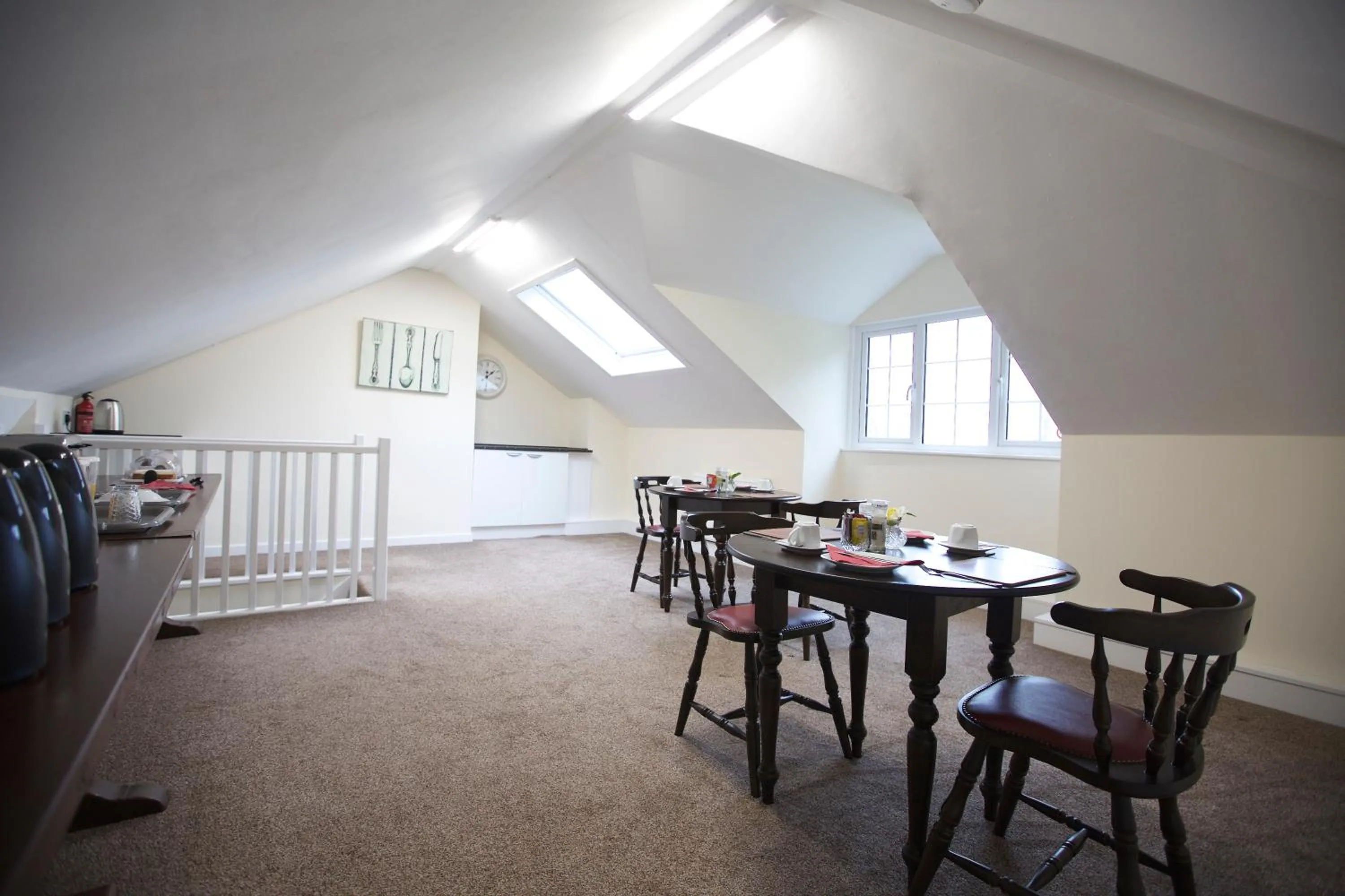 Restaurant/places to eat in Trelaske Manor Cottage