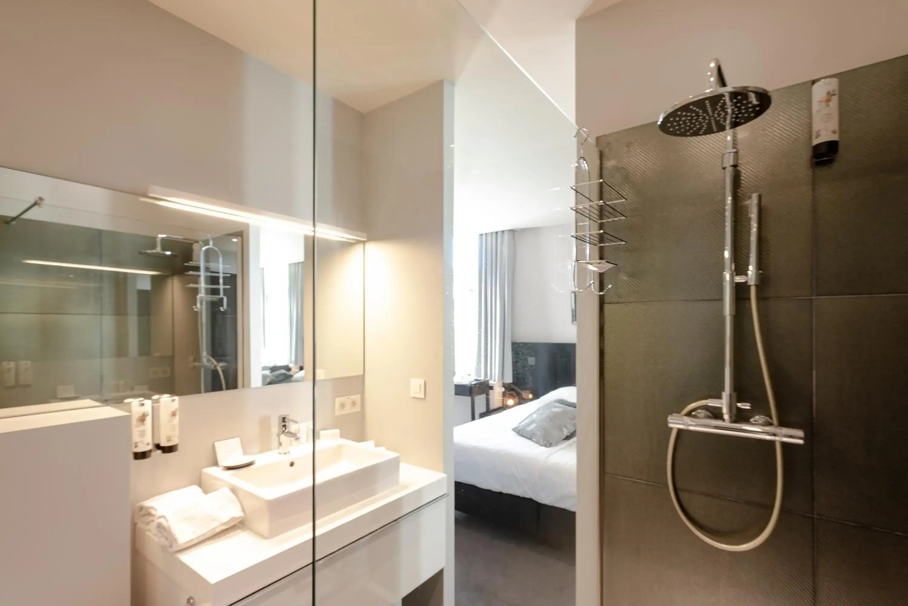 Deluxe Double Room with Shower in Villa Tilia Deluxe Double Room with Shower in Villa Tilia
