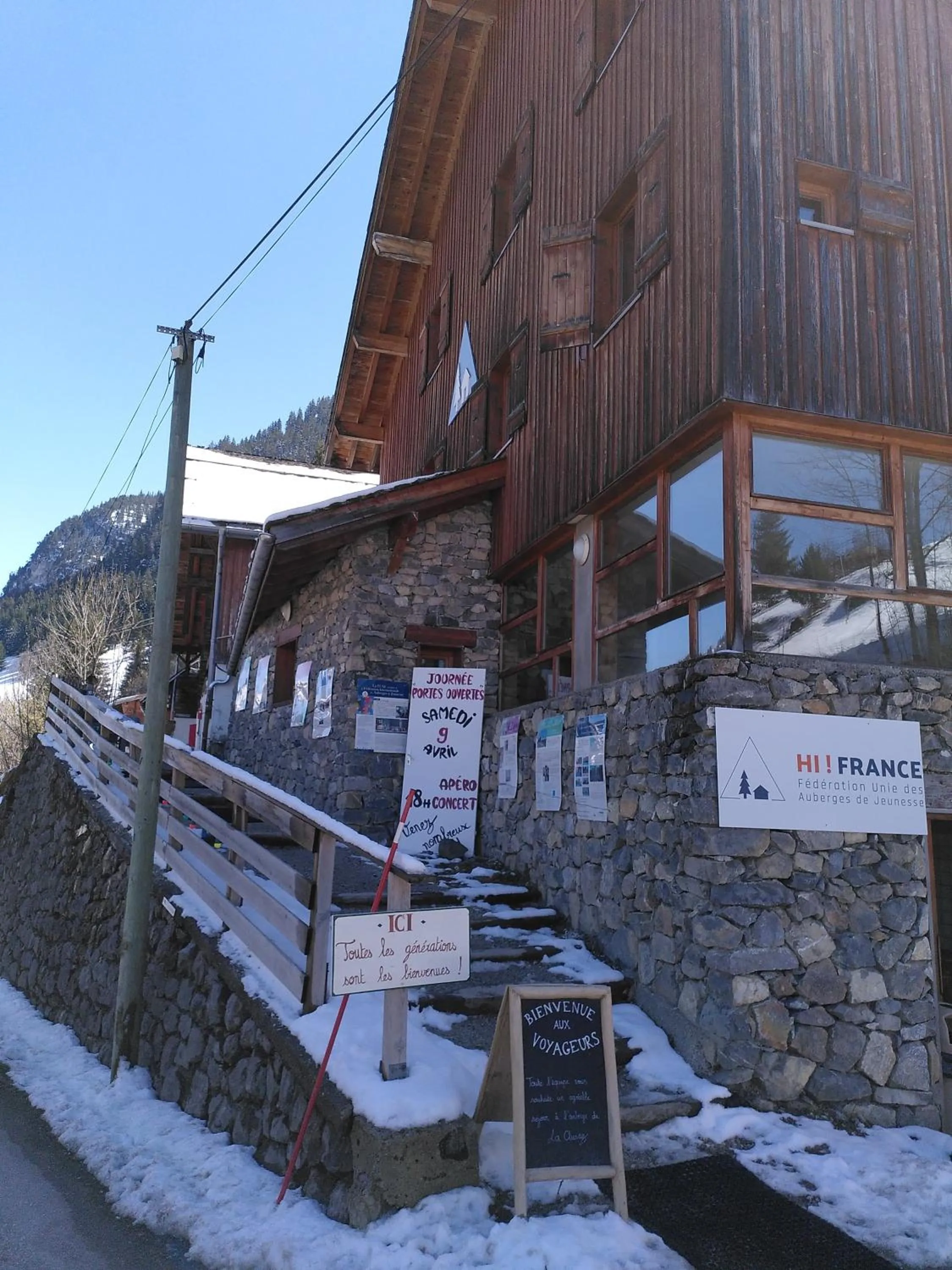 Property building in Auberge de Jeunesse HI La Clusaz