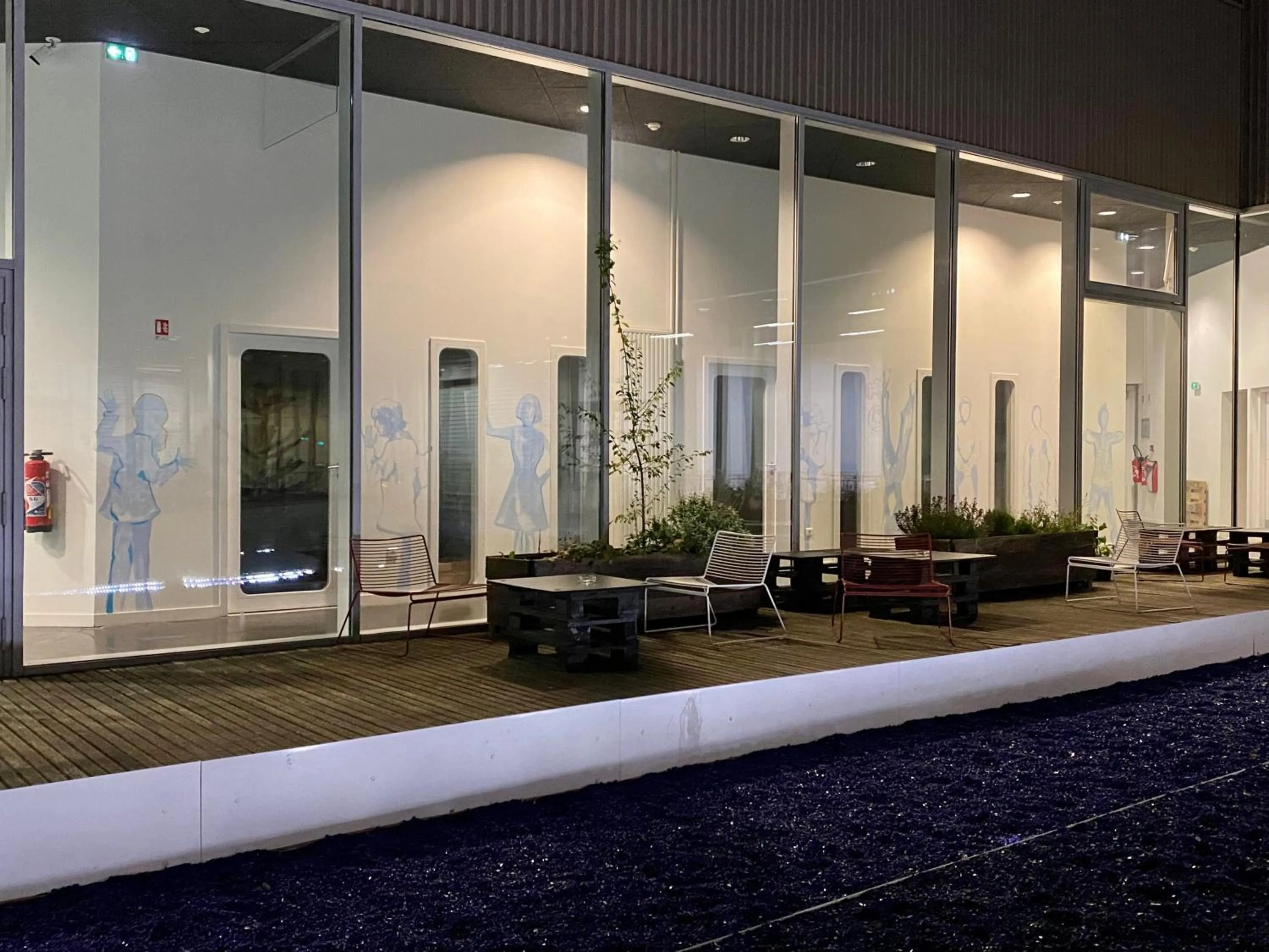 Patio in Auberge de Jeunesse HI Lille