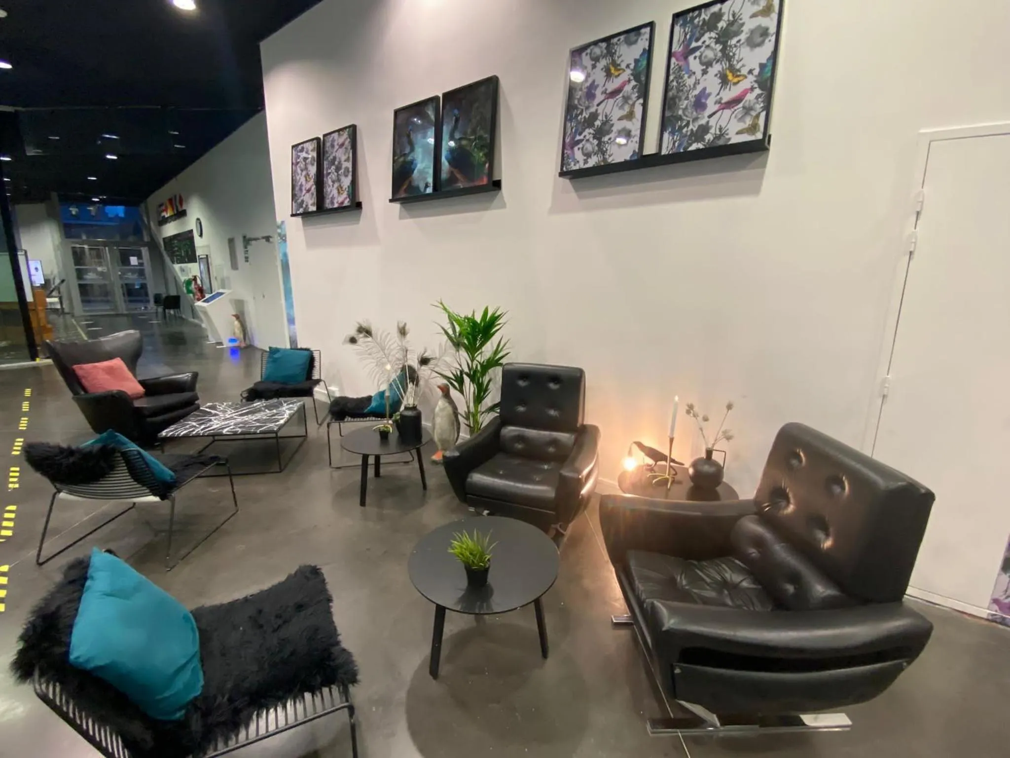 Seating area in Auberge de Jeunesse HI Lille