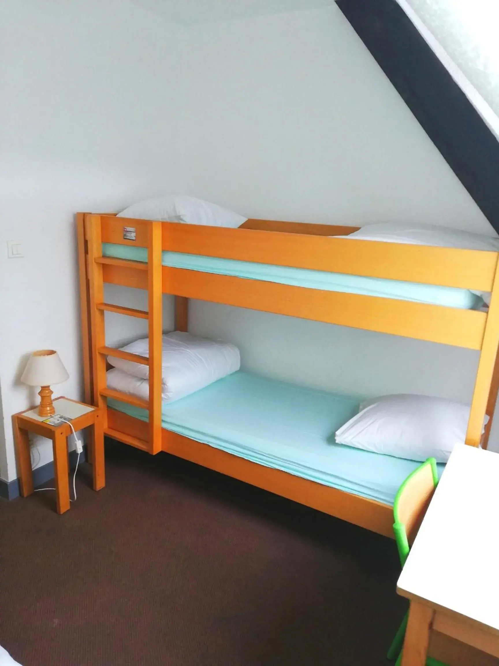 Bed in 3-Bed Male Dormitory Room in Auberge de Jeunesse HI Pontivy Bed in 3-Bed Male Dormitory Room in Auberge de Jeunesse HI Pontivy
