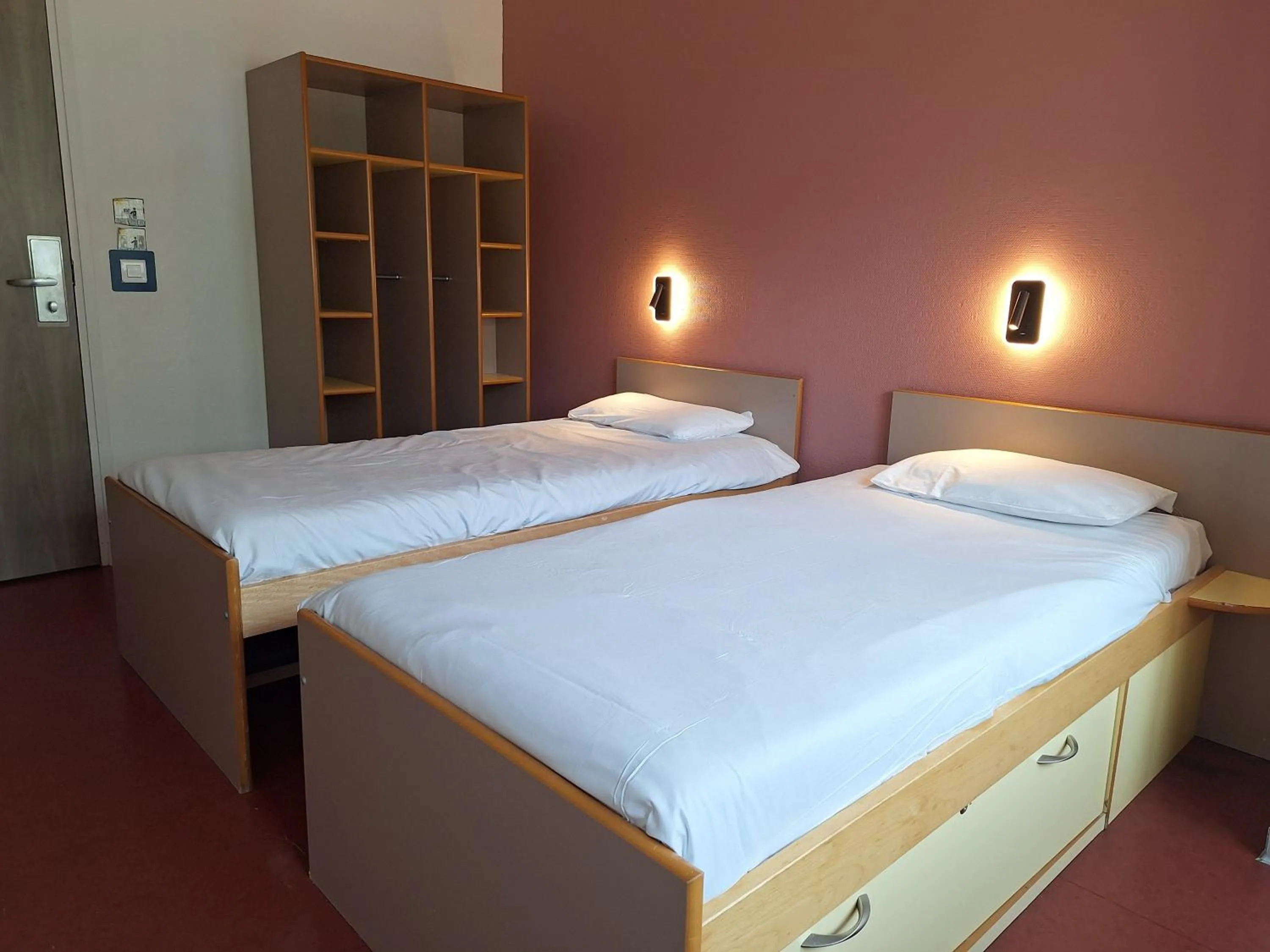 Bedroom, Bed in Auberge de Jeunesse HI Rouen