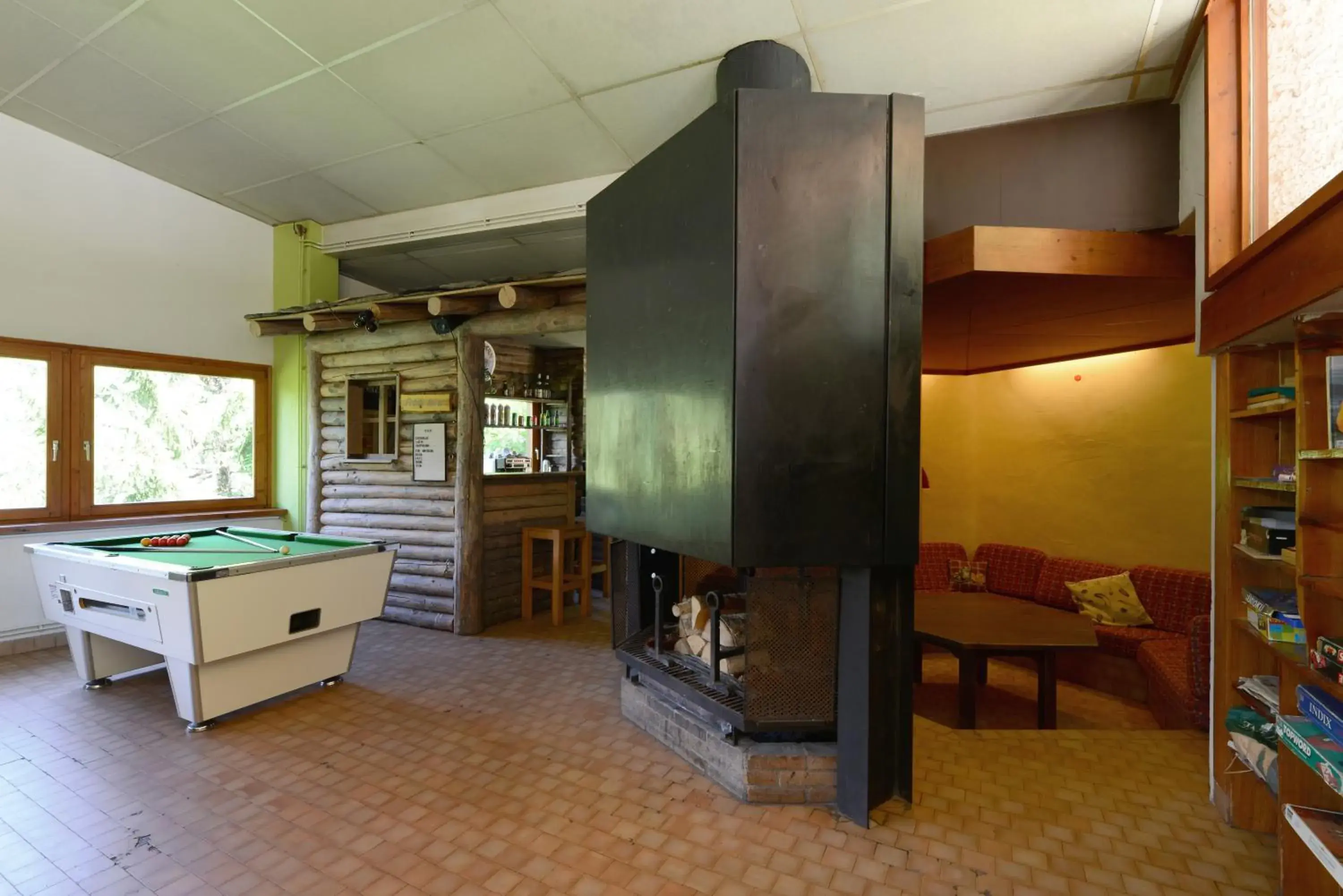 Bed in 6-Bed Female Dormitory Room in Auberge de Jeunesse HI Séez Bed in 6-Bed Female Dormitory Room in Auberge de Jeunesse HI Séez