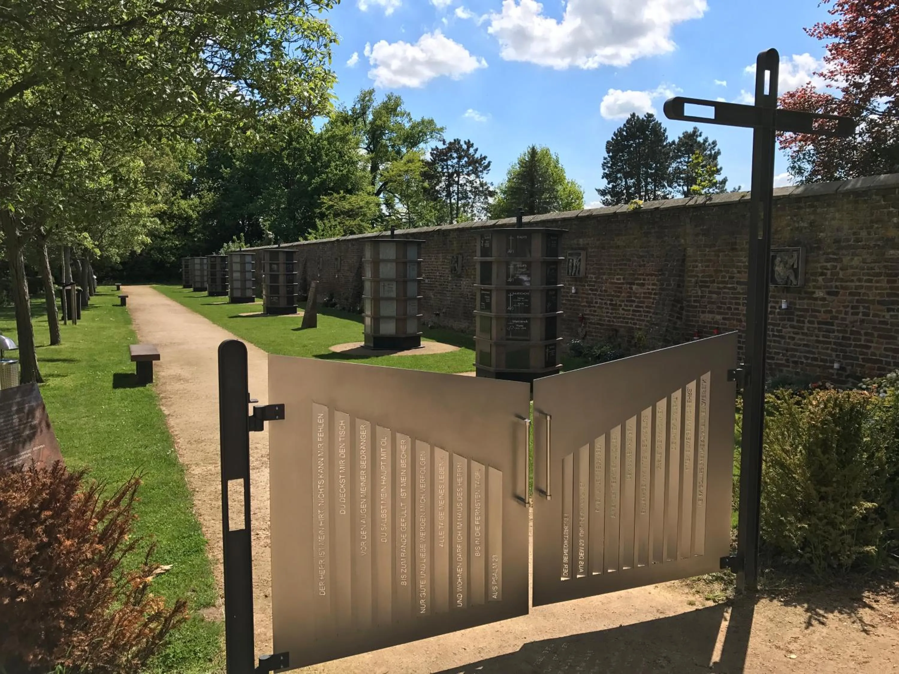 Property building in Kloster Langwaden