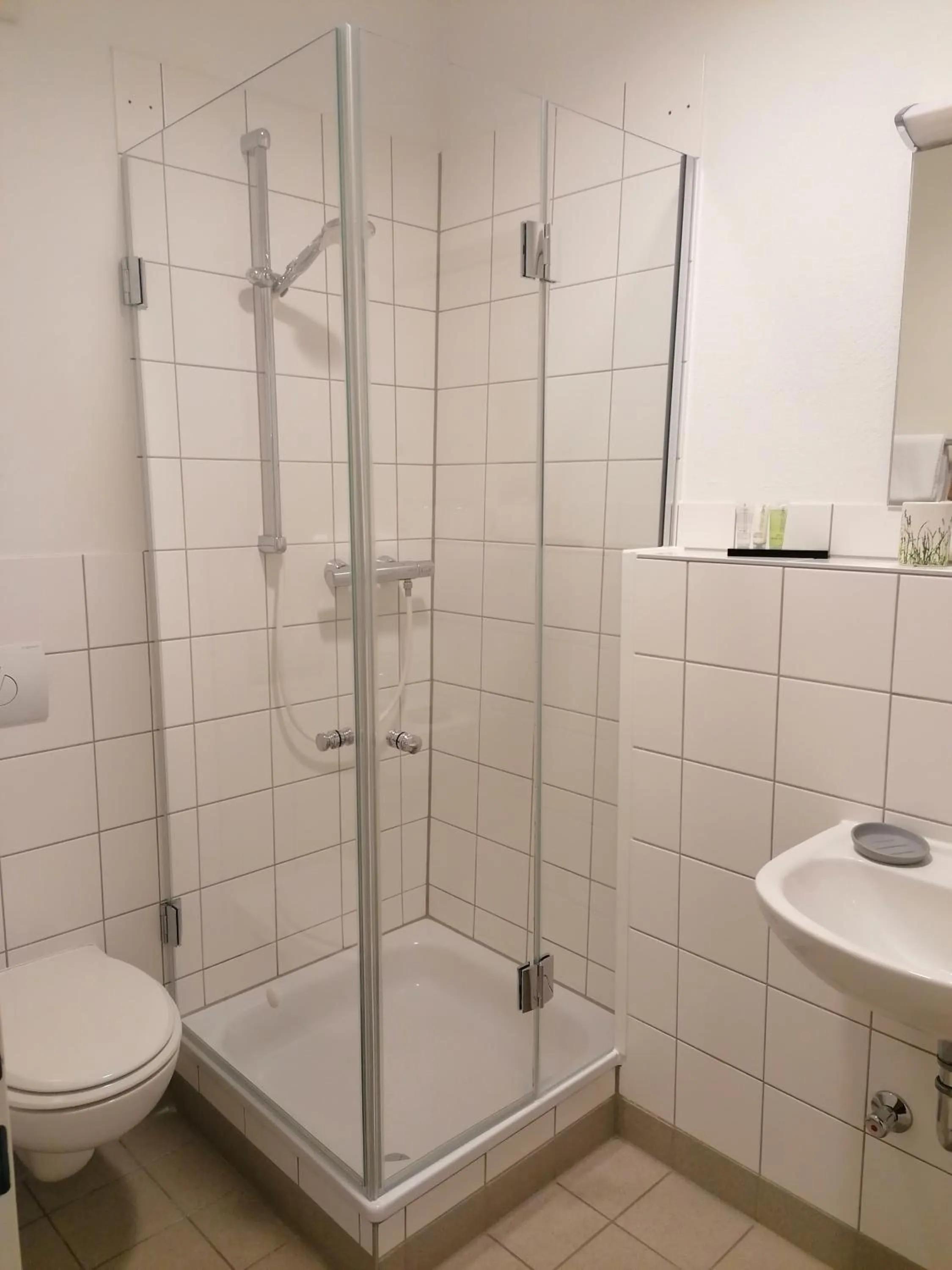 Shower in Kloster Langwaden