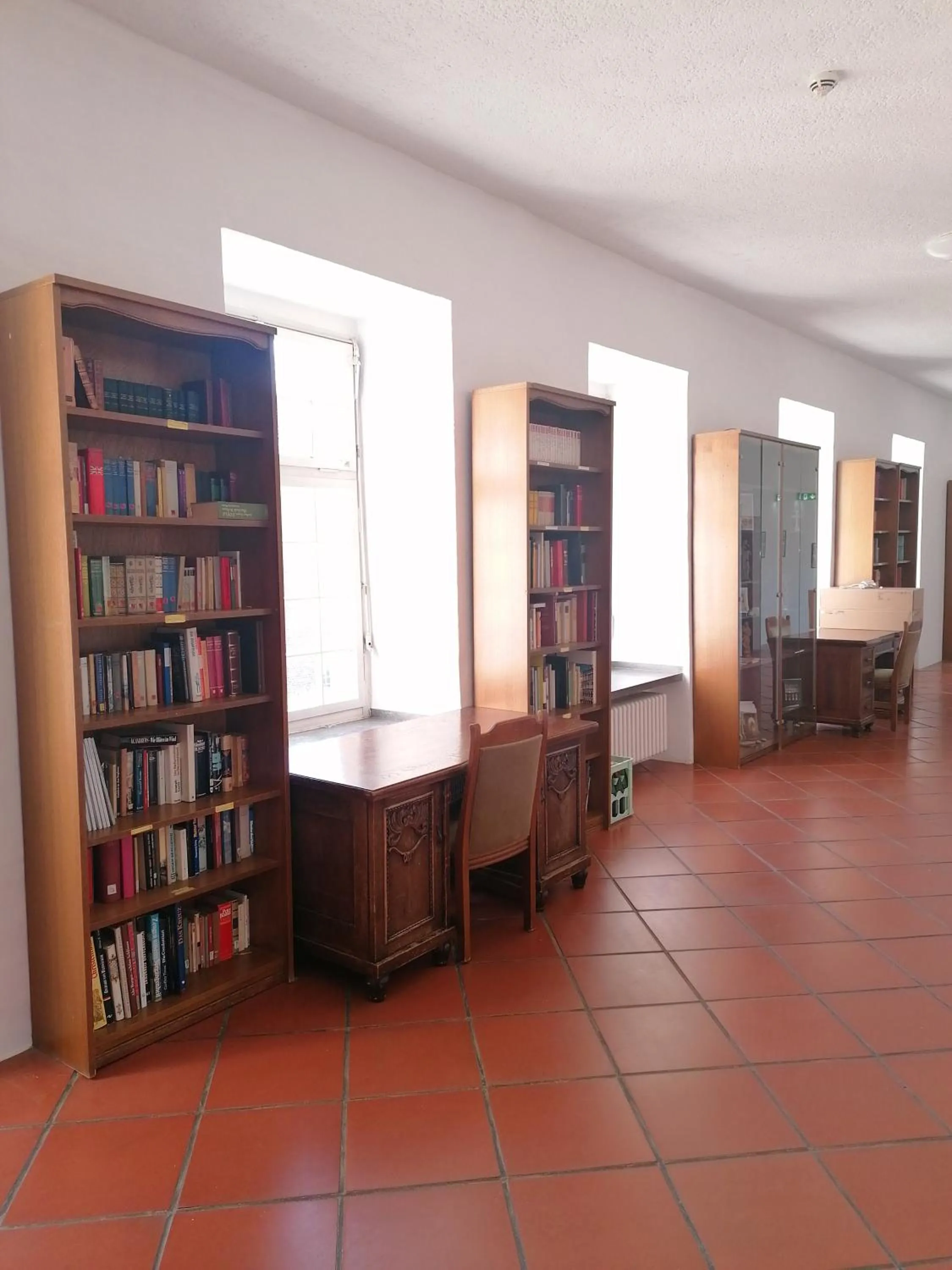 Library in Kloster Langwaden