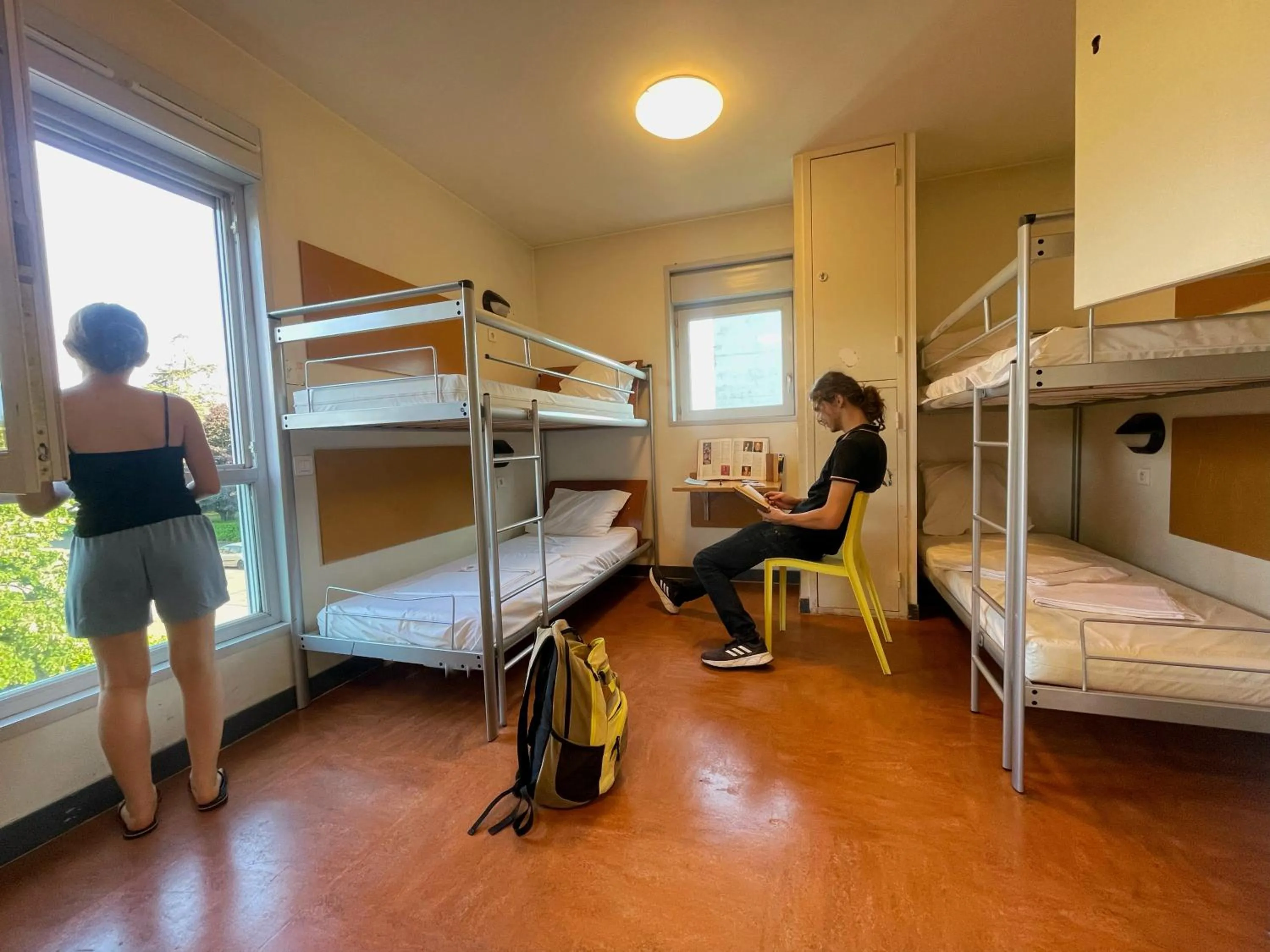 Bedroom, Bed in Auberge de Jeunesse HI Grenoble