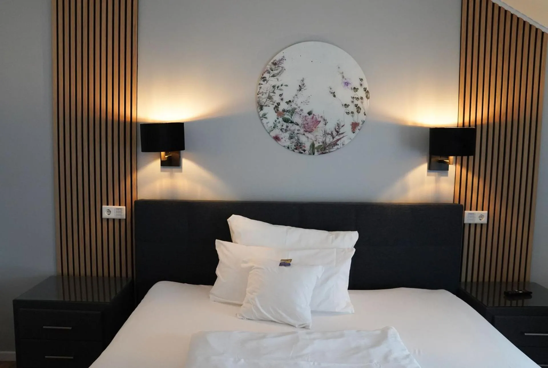 Photo of the whole room, Bed in Hotel-Restaurant Osterather Hof