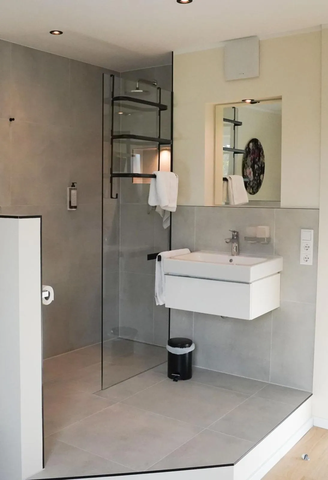Bathroom in Hotel-Restaurant Osterather Hof