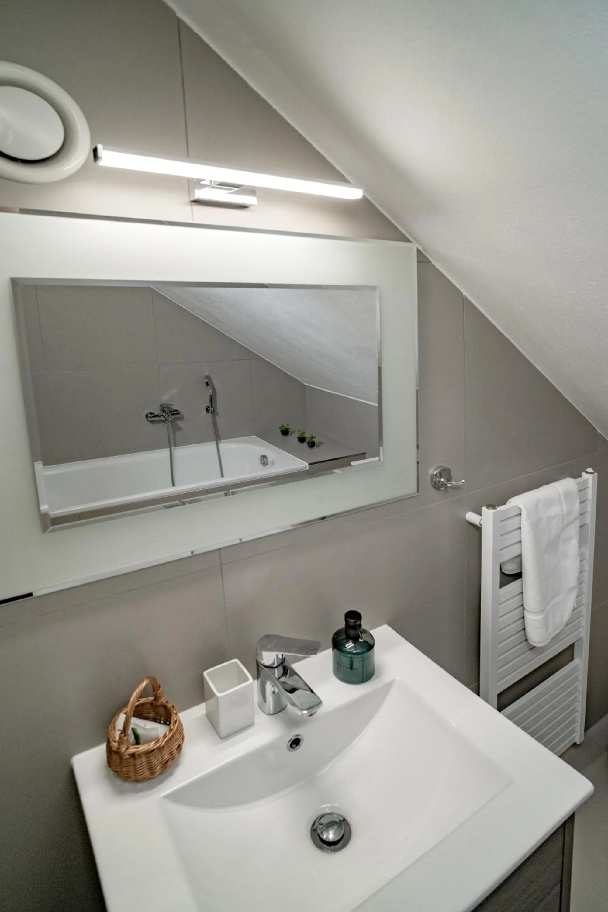 Bathroom in Hotel Smrž