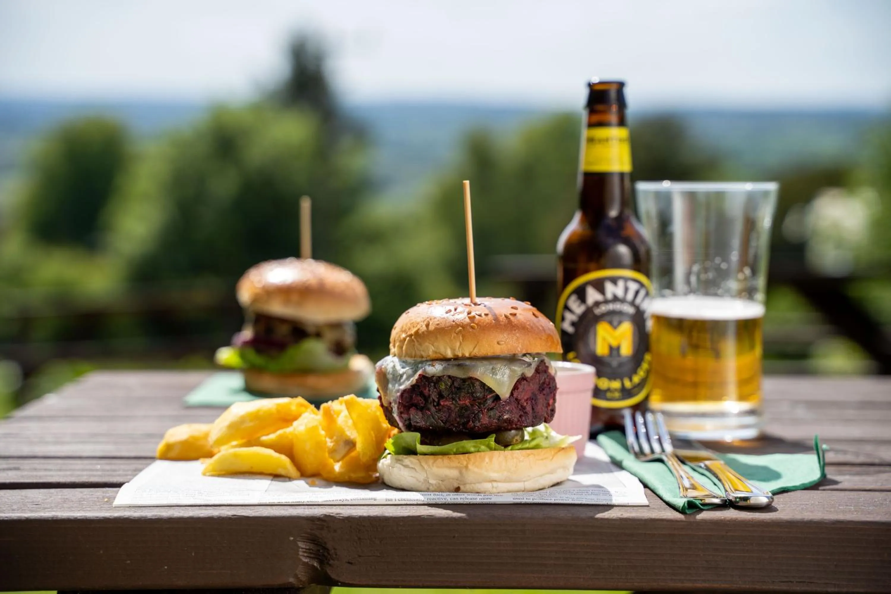 Food and drinks in Rising Sun Pub, Restaurant and Rooms