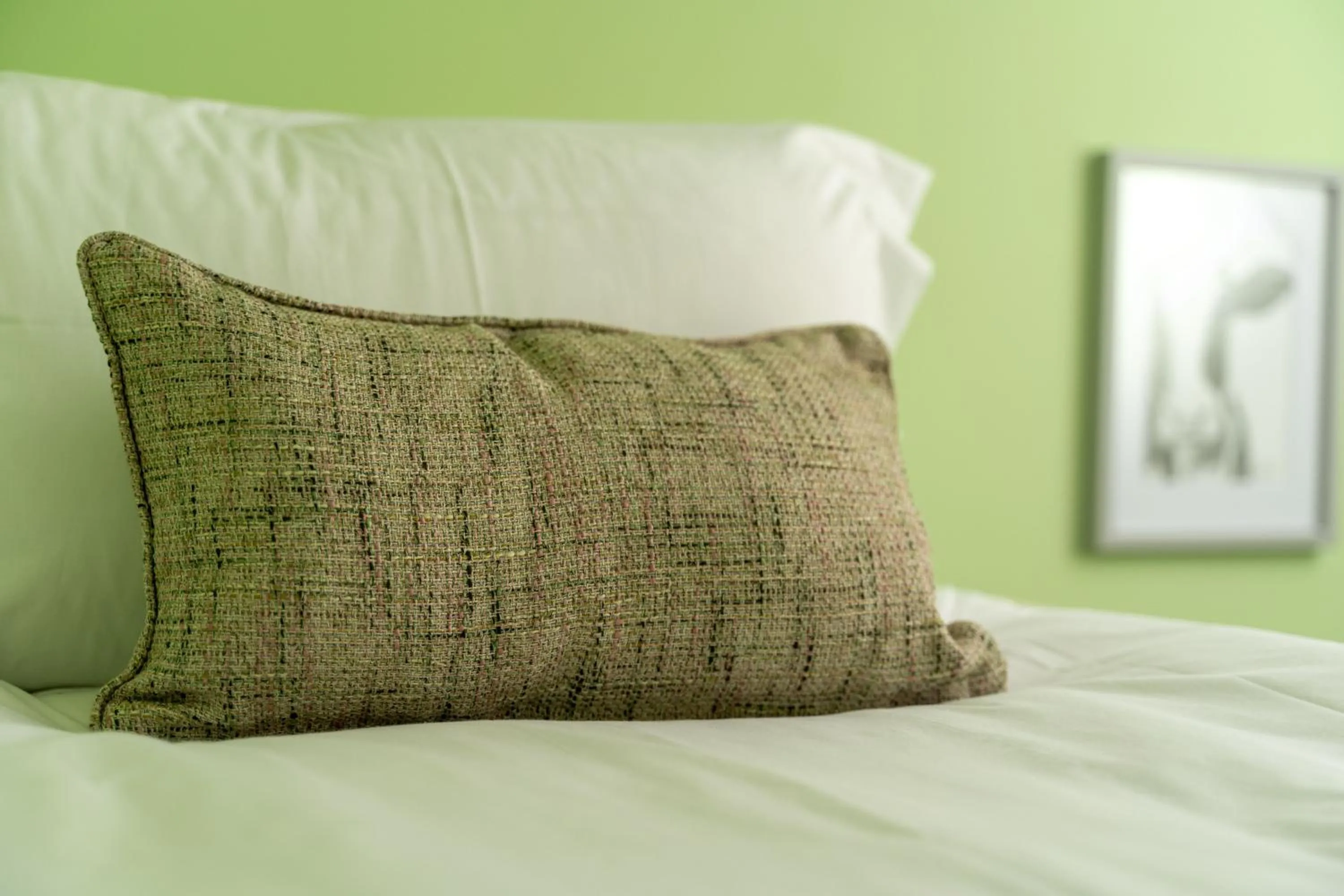 Bedroom in Rising Sun Pub, Restaurant and Rooms