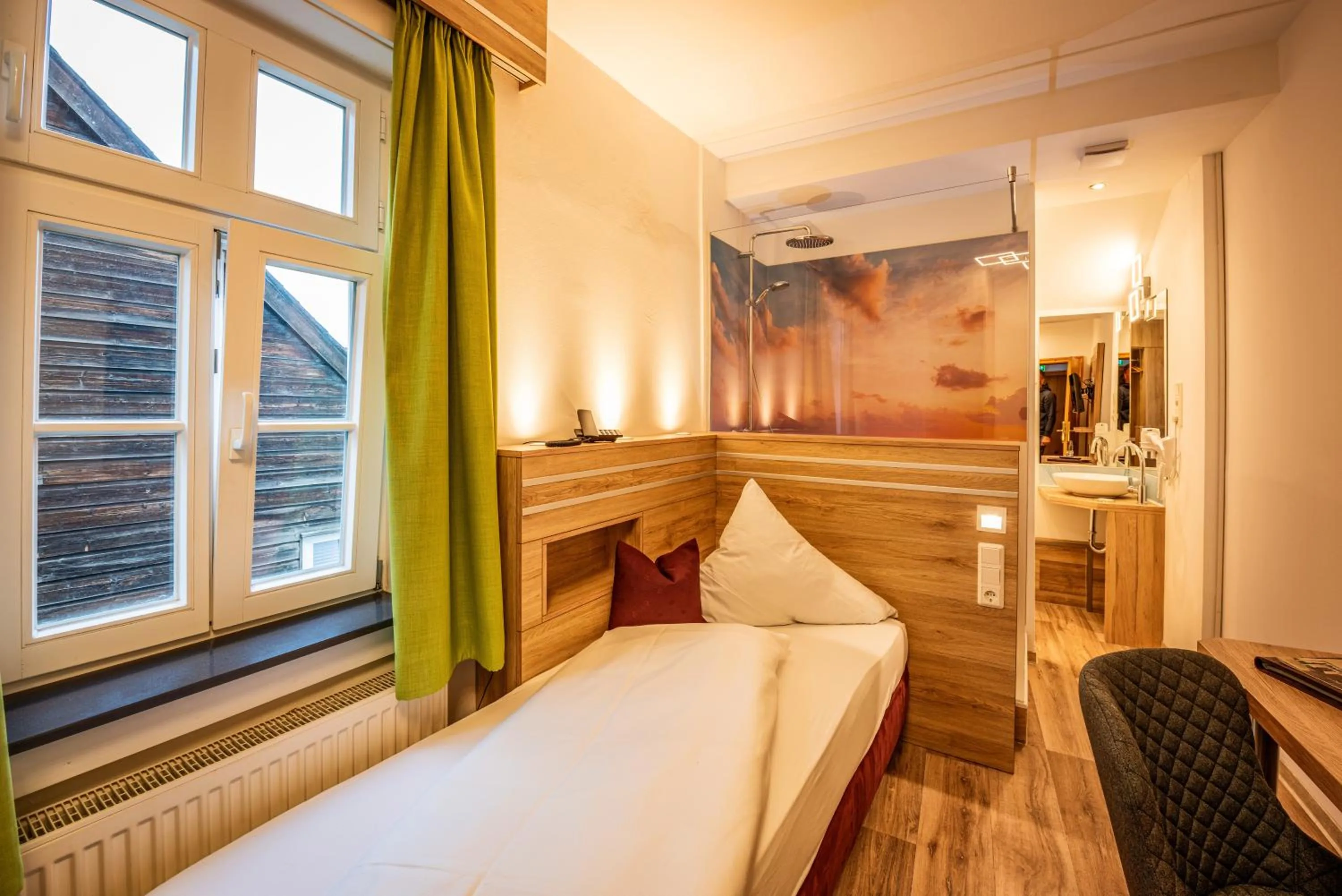 Photo of the whole room, Bed in Hotel Die Tanne