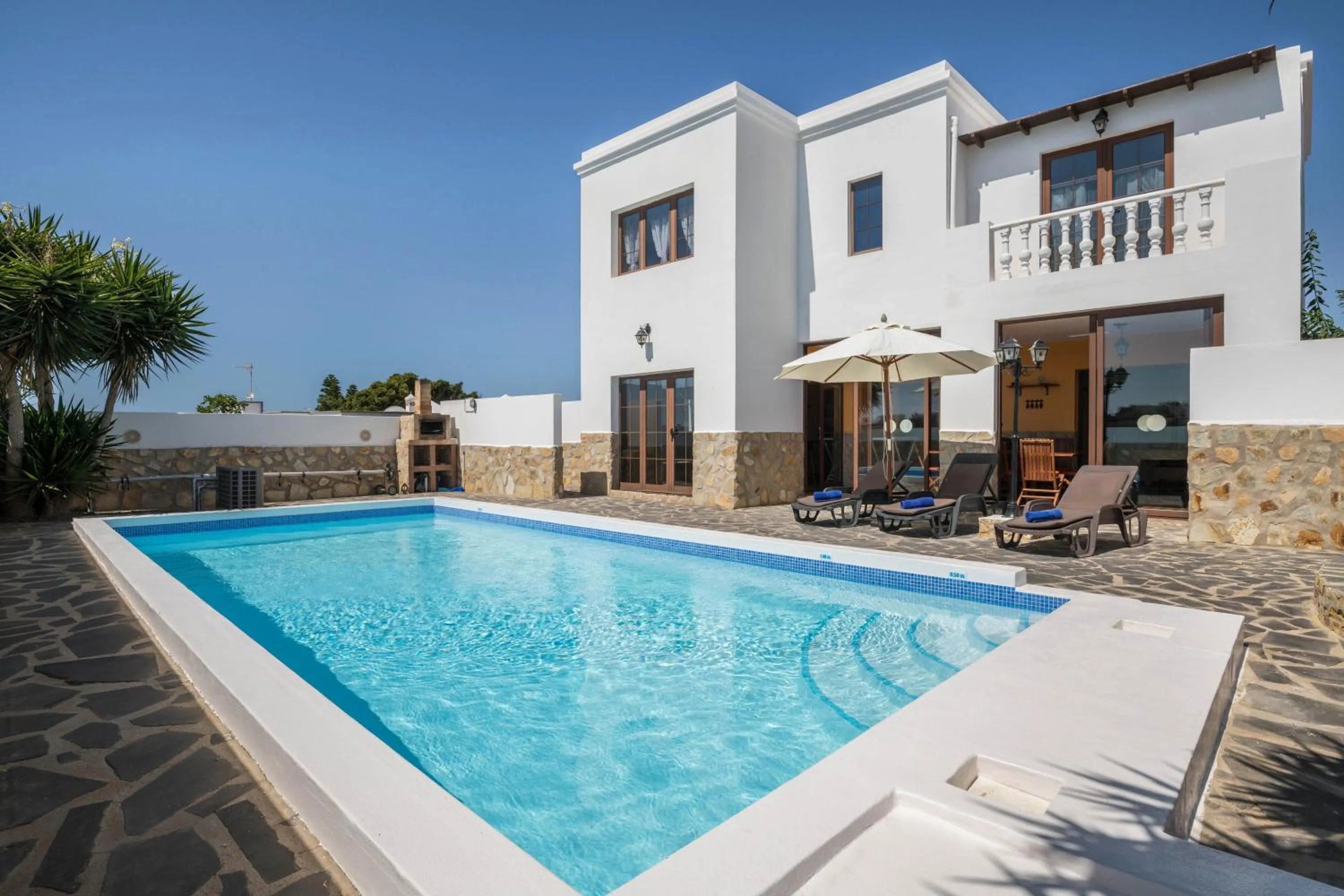 Villa with Sea View in Villa María