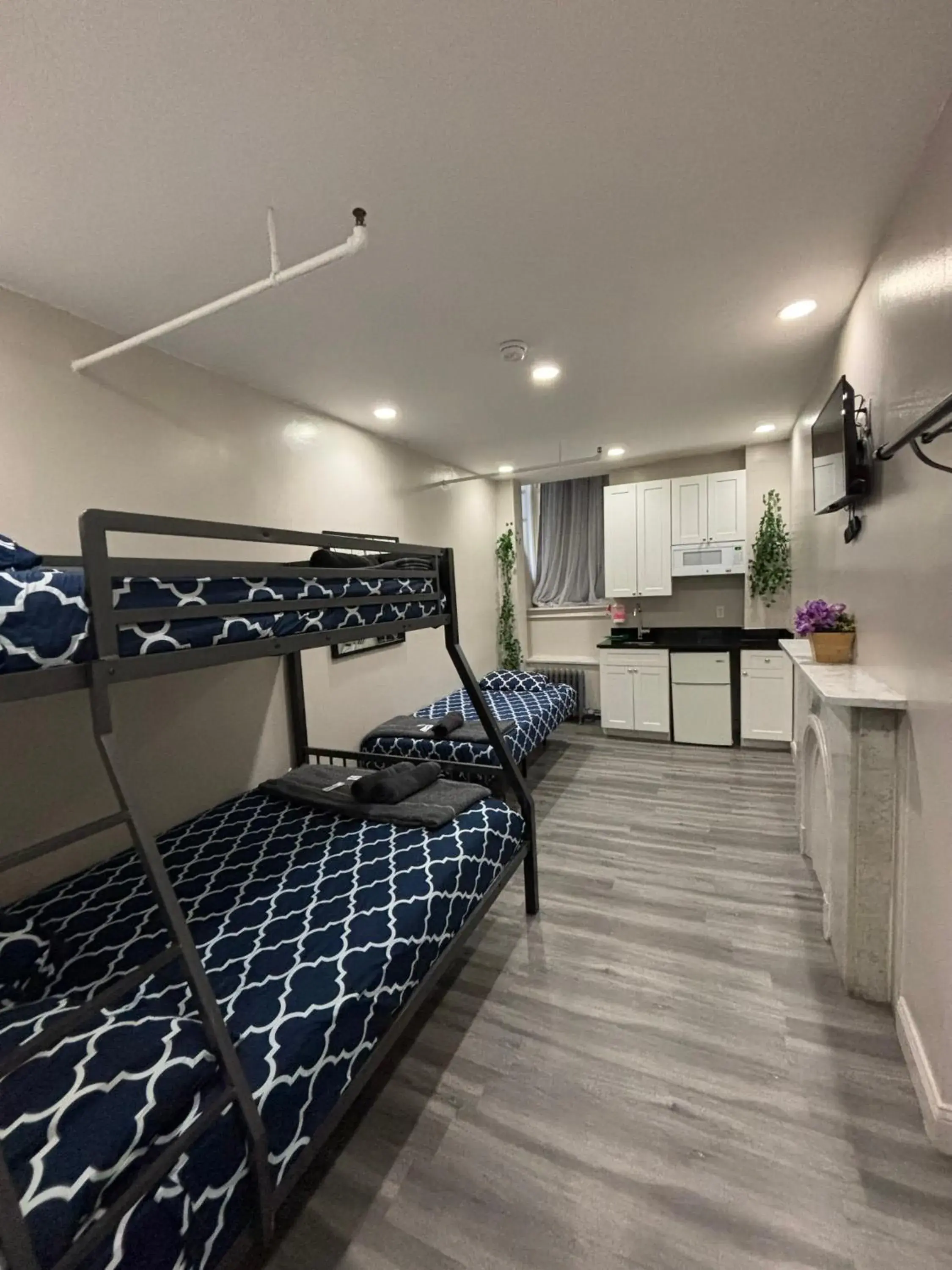 Bed in 31 Street Broadway Hotel Bed in 31 Street Broadway Hotel