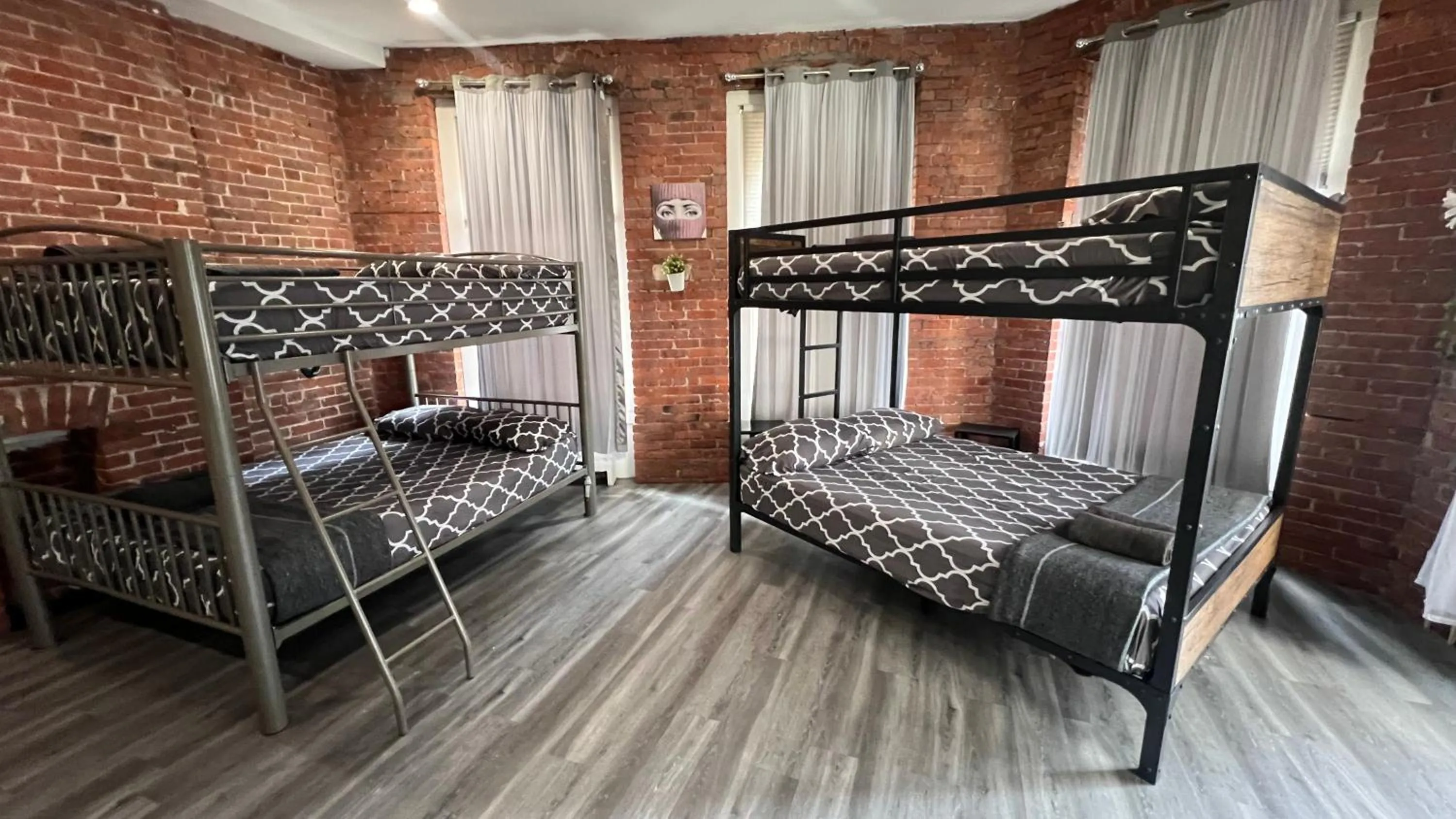 Bed in 31 Street Broadway Hotel