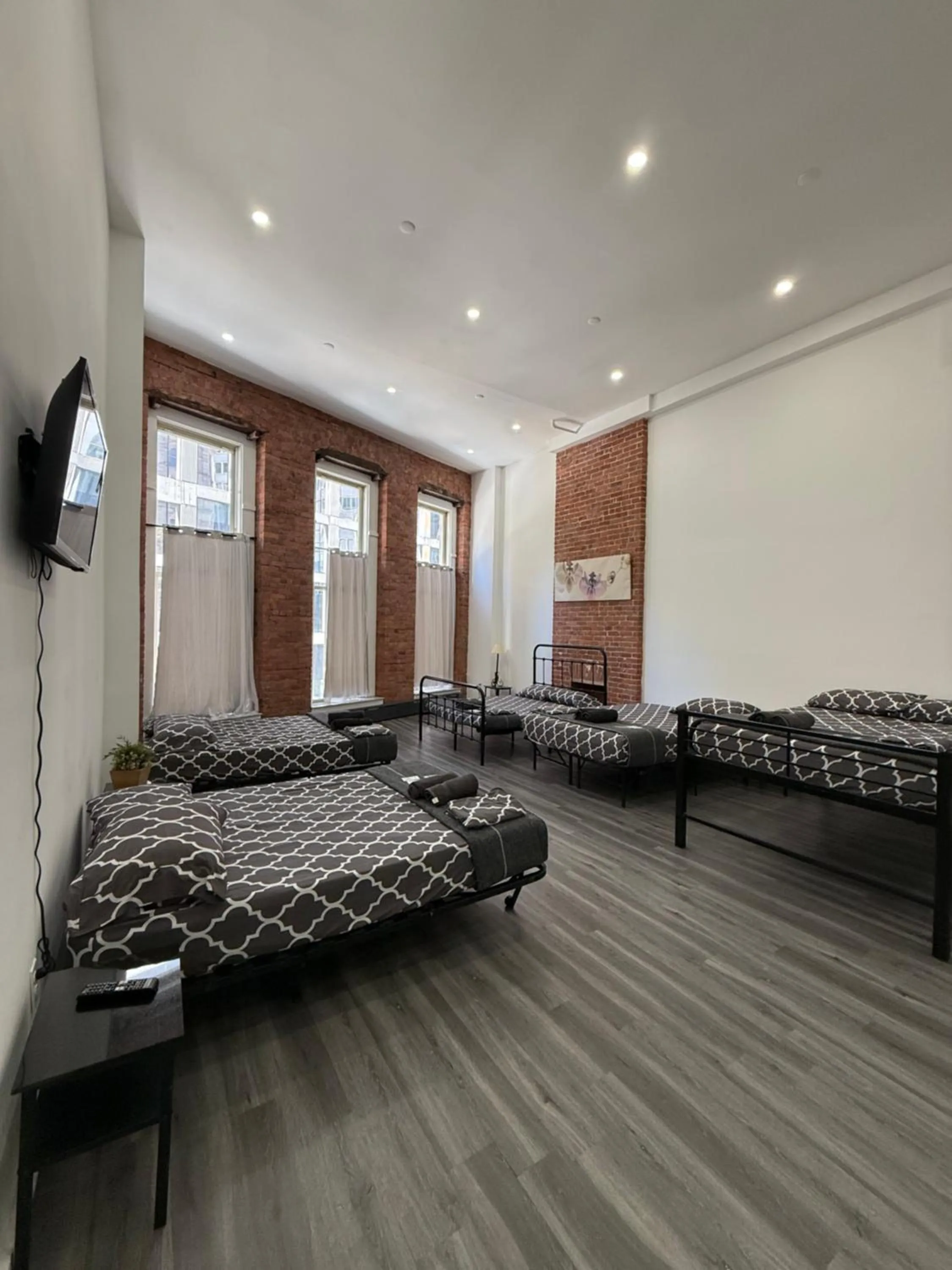 Bed in 31 Street Broadway Hotel