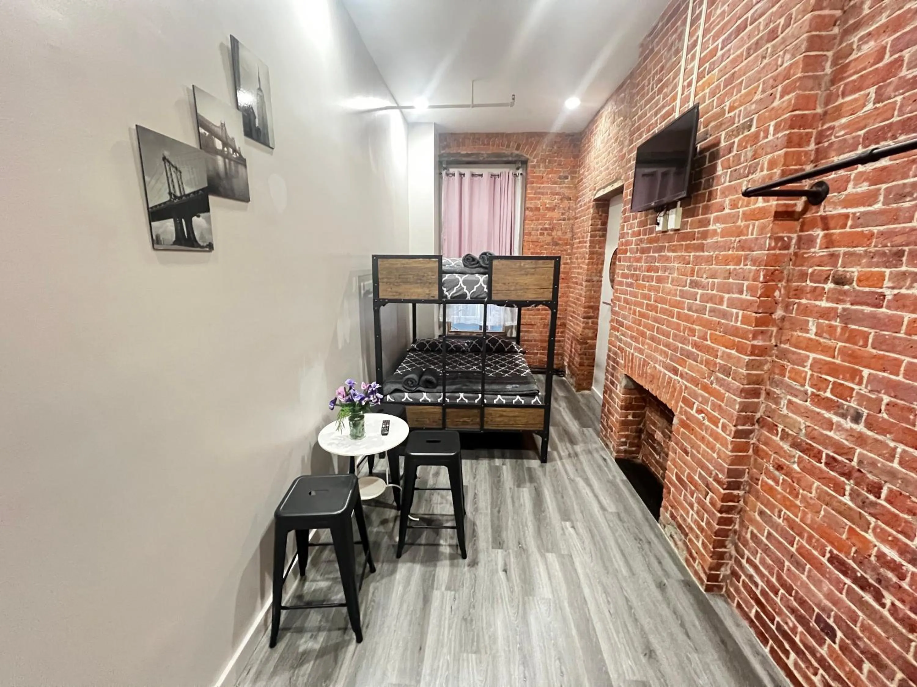 31 Street Broadway Hotel