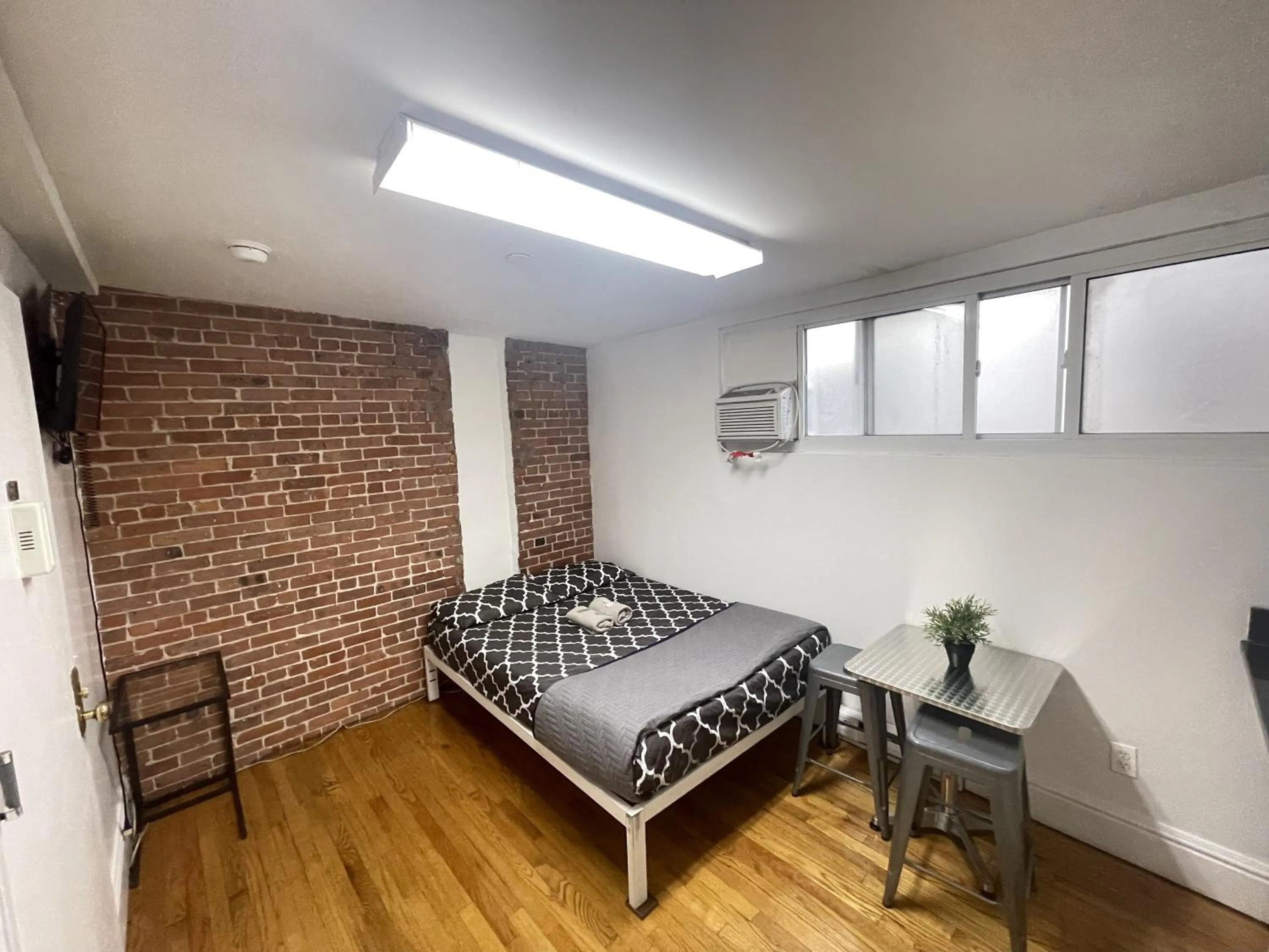 Bed in 31 Street Broadway Hotel