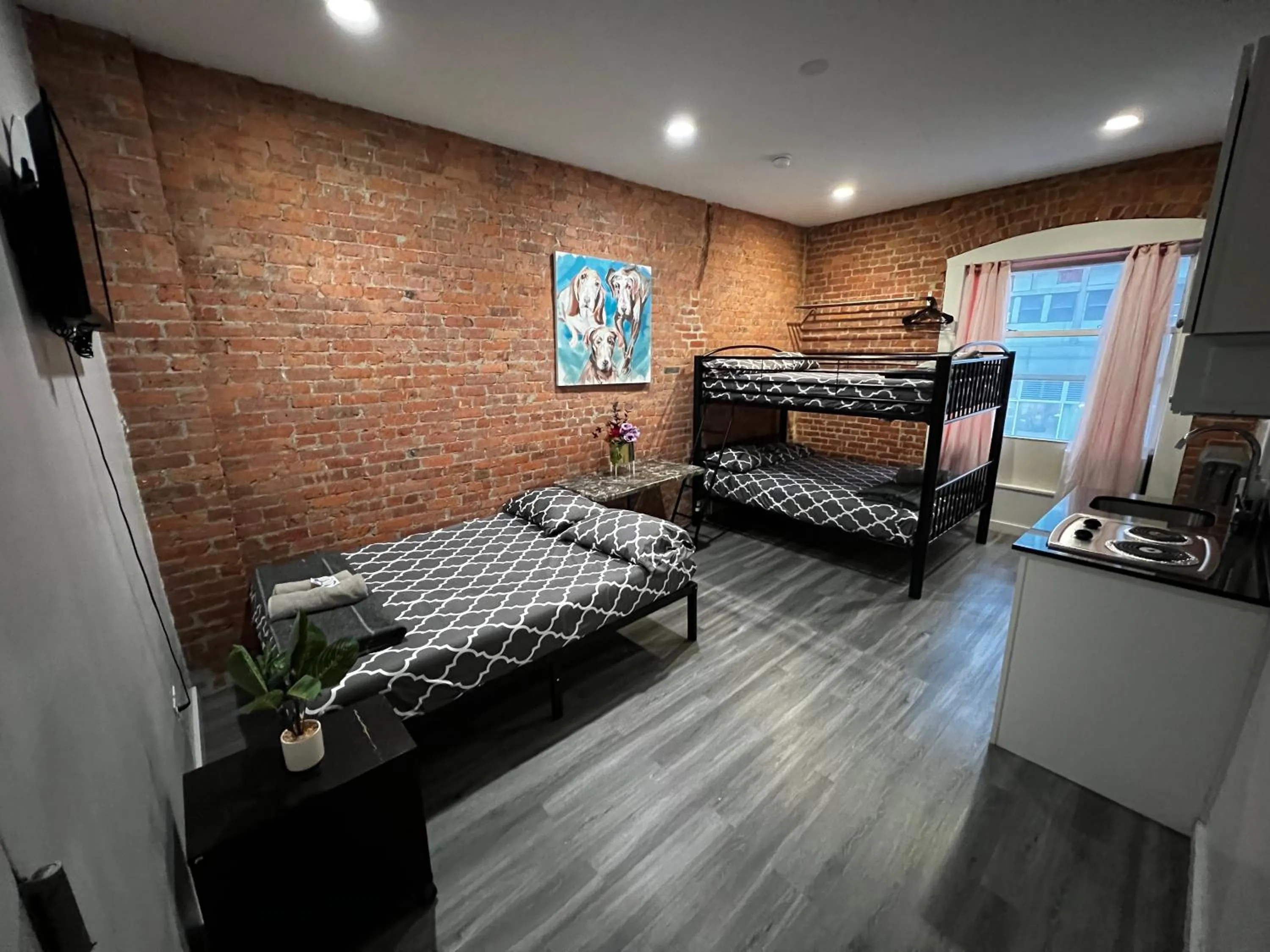 Bed in 31 Street Broadway Hotel