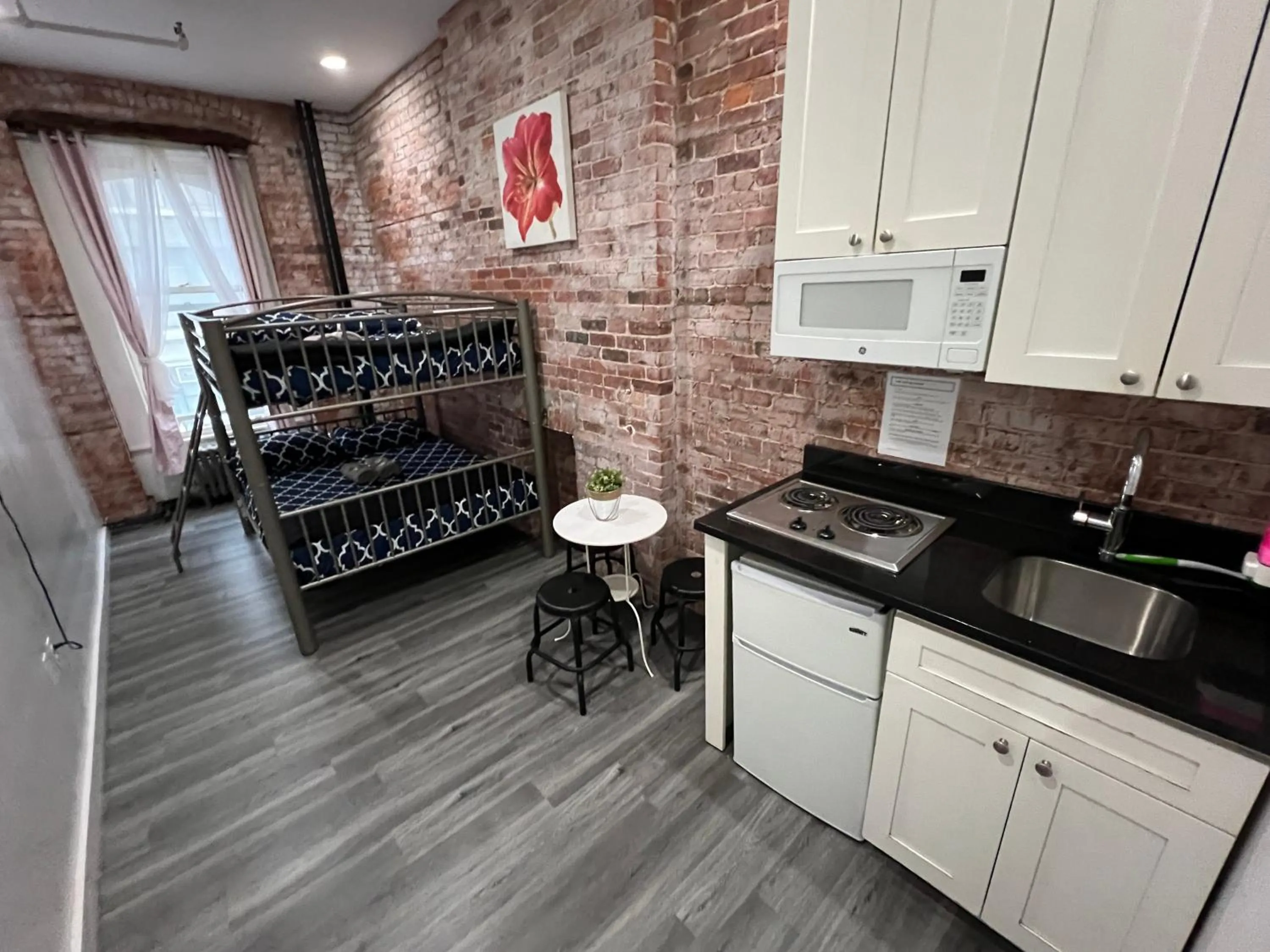 31 Street Broadway Hotel