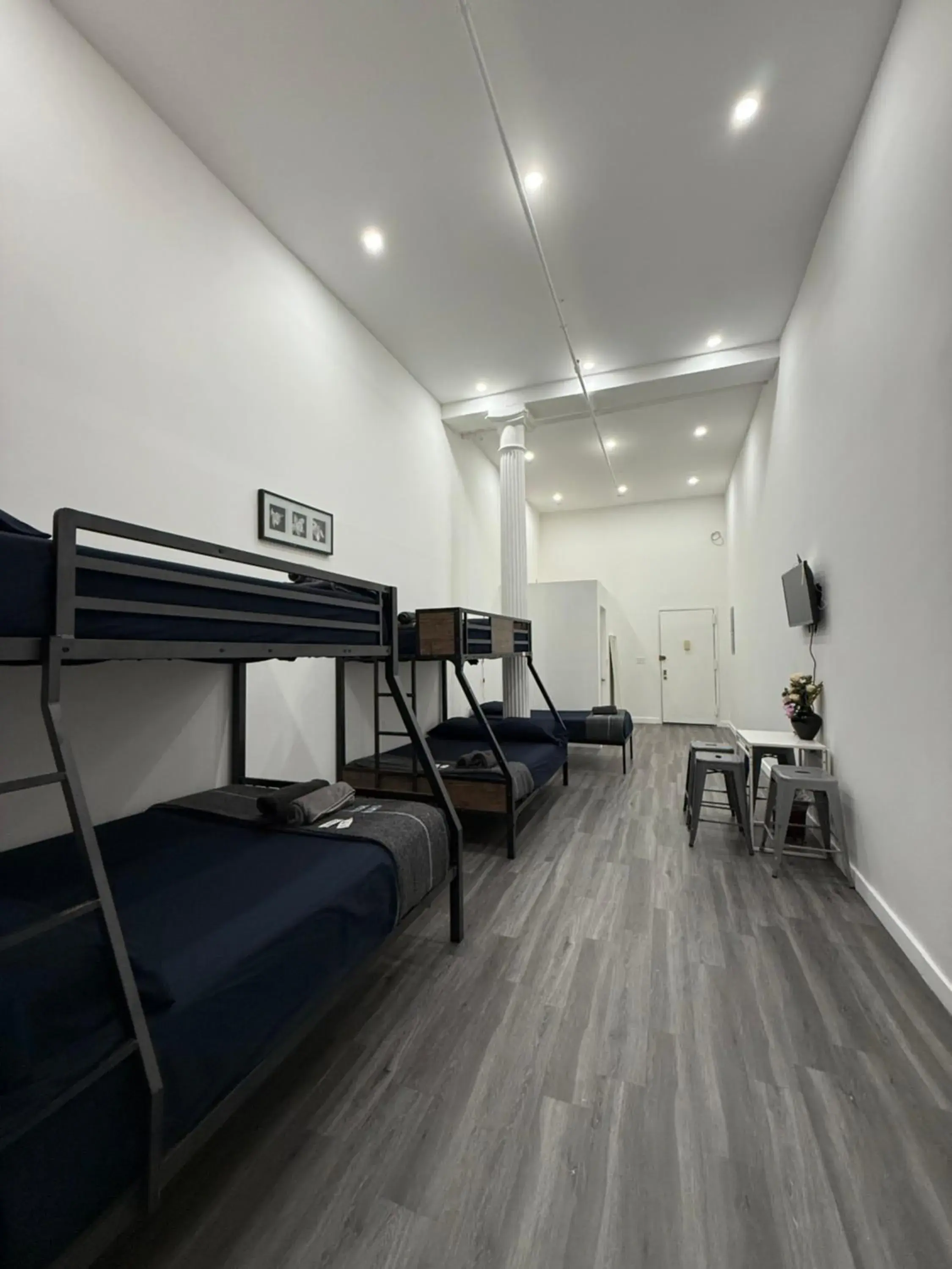 Bed in 31 Street Broadway Hotel Bed in 31 Street Broadway Hotel