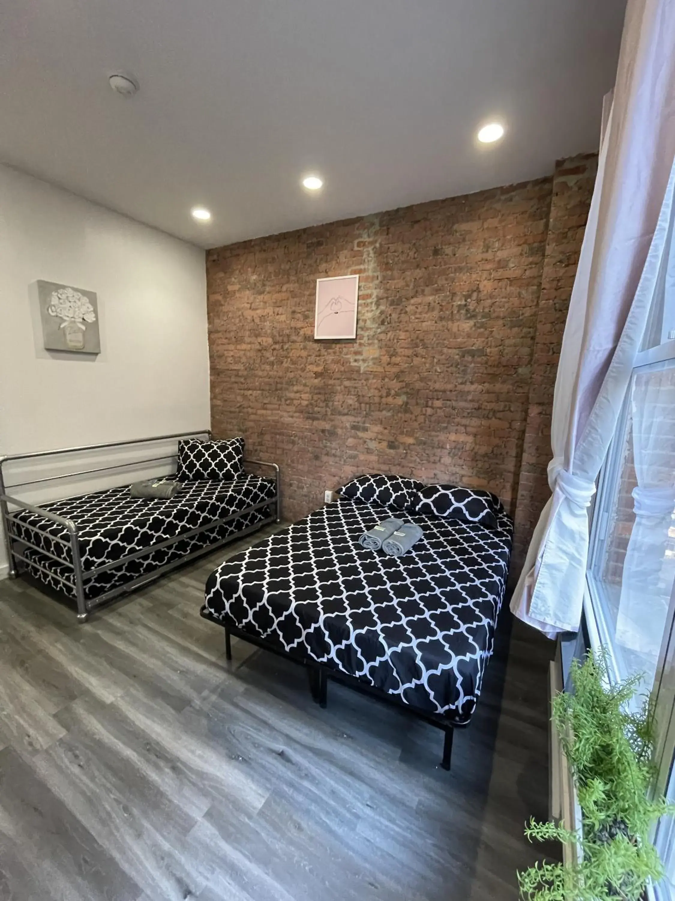 Bed in 31 Street Broadway Hotel Bed in 31 Street Broadway Hotel