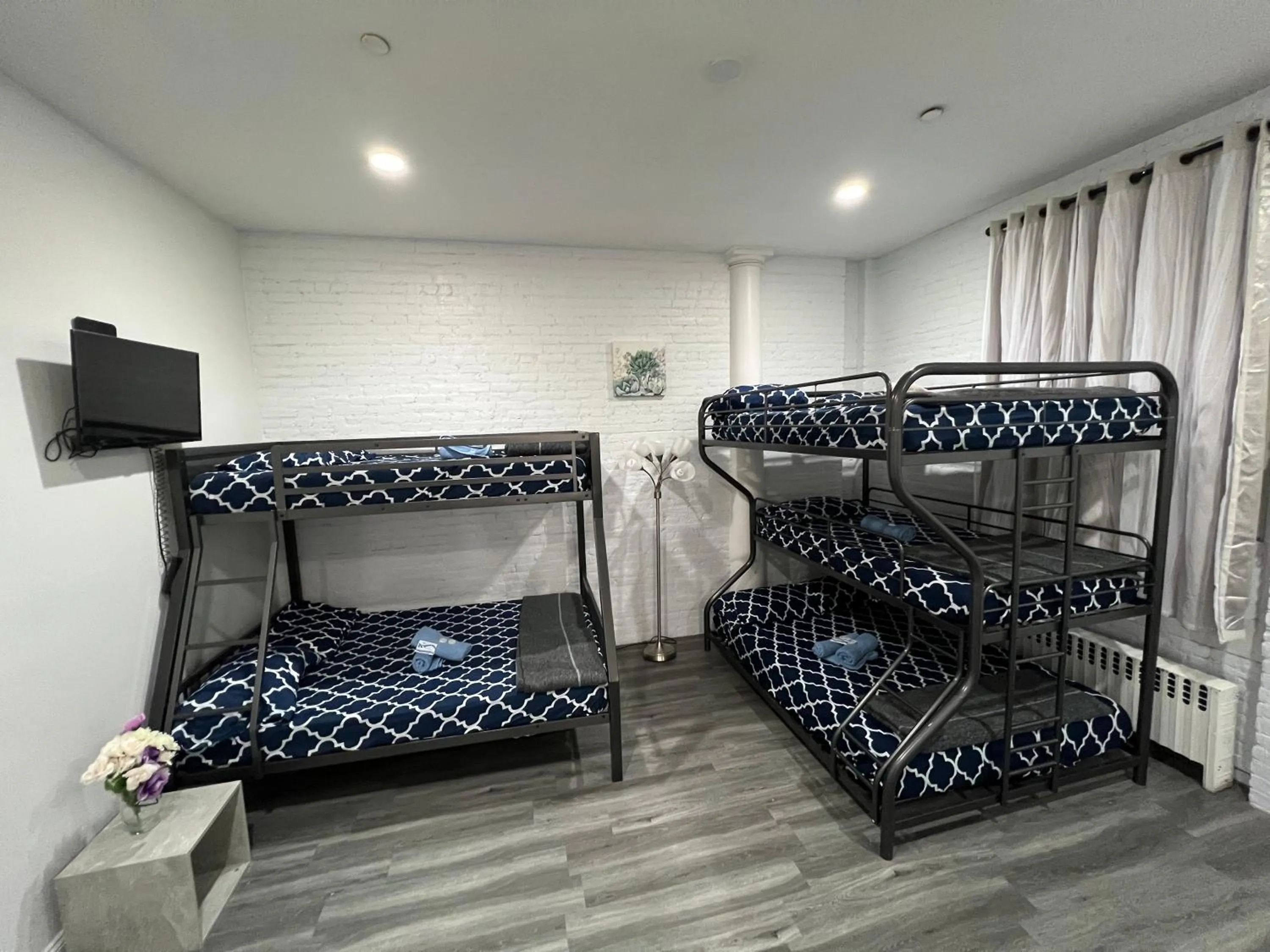 Bed in 31 Street Broadway Hotel