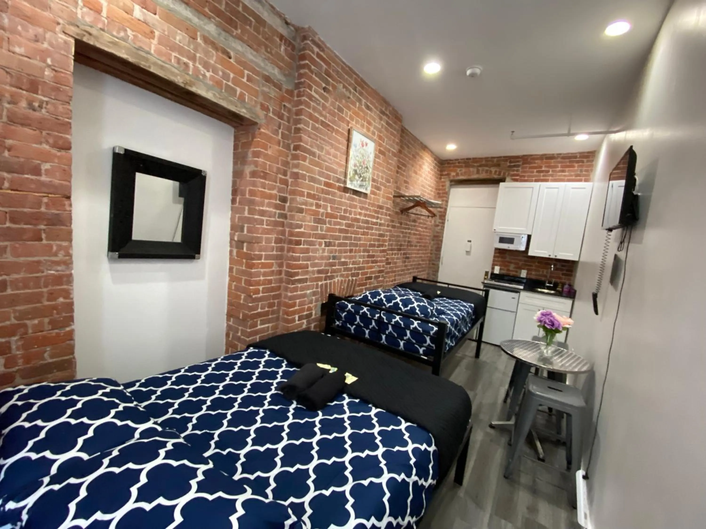 Bed in 31 Street Broadway Hotel