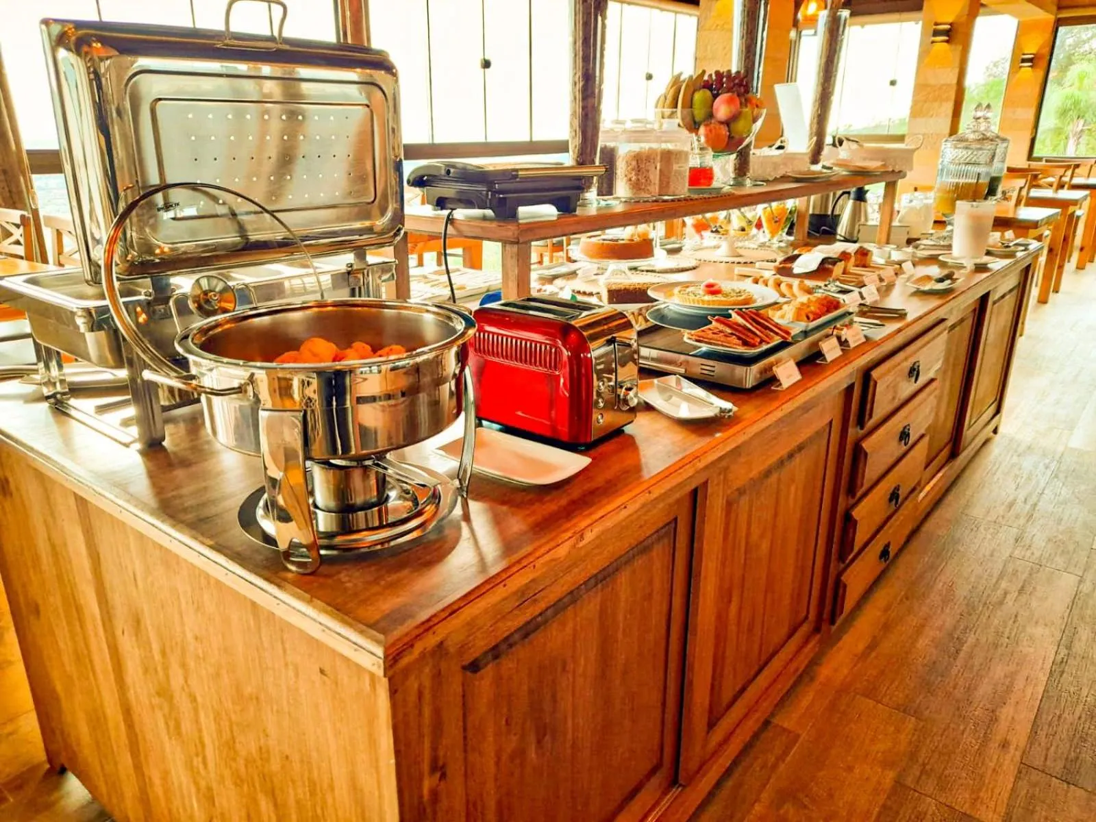 Breakfast in Discovery Canyon